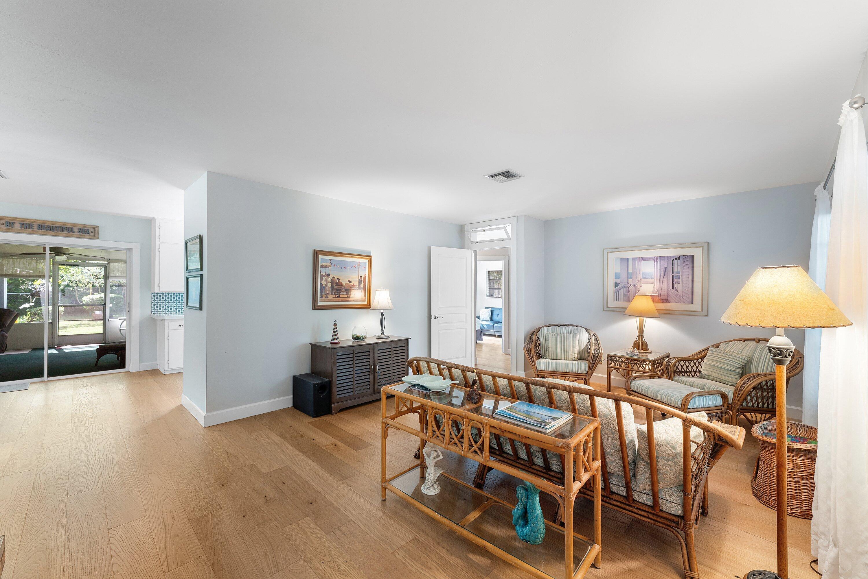 414 S Atlantic Drive Property Photo 9