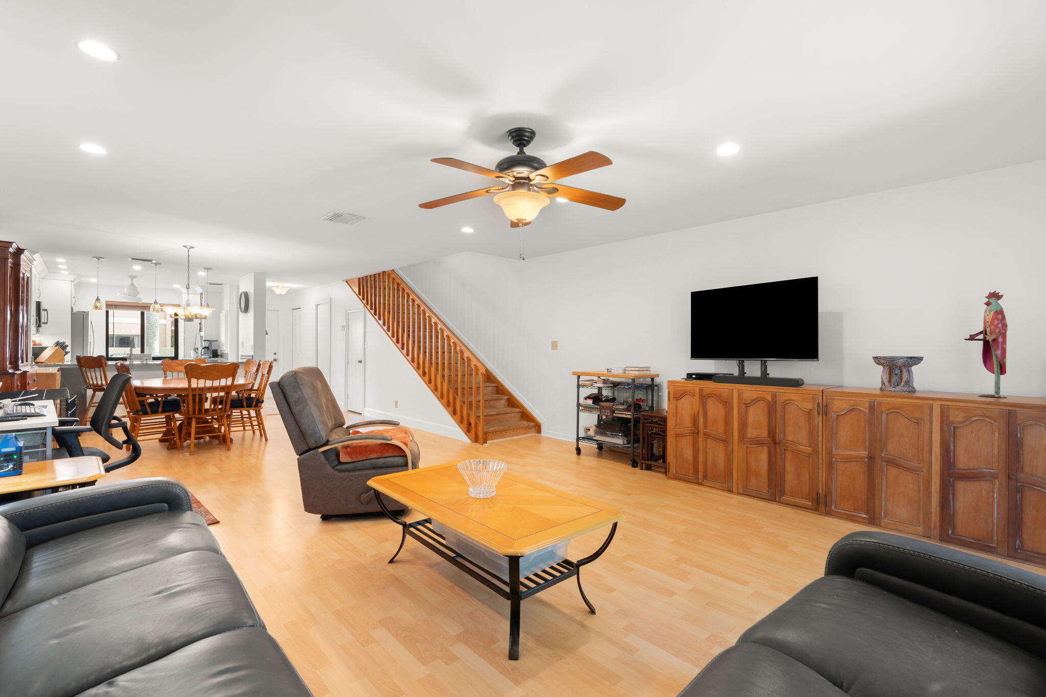 22075 Las Brisas Circle 306 Property Photo 6