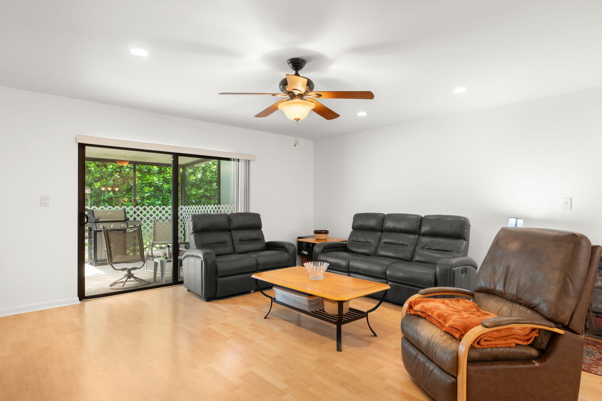 22075 Las Brisas Circle 306 Property Photo 10