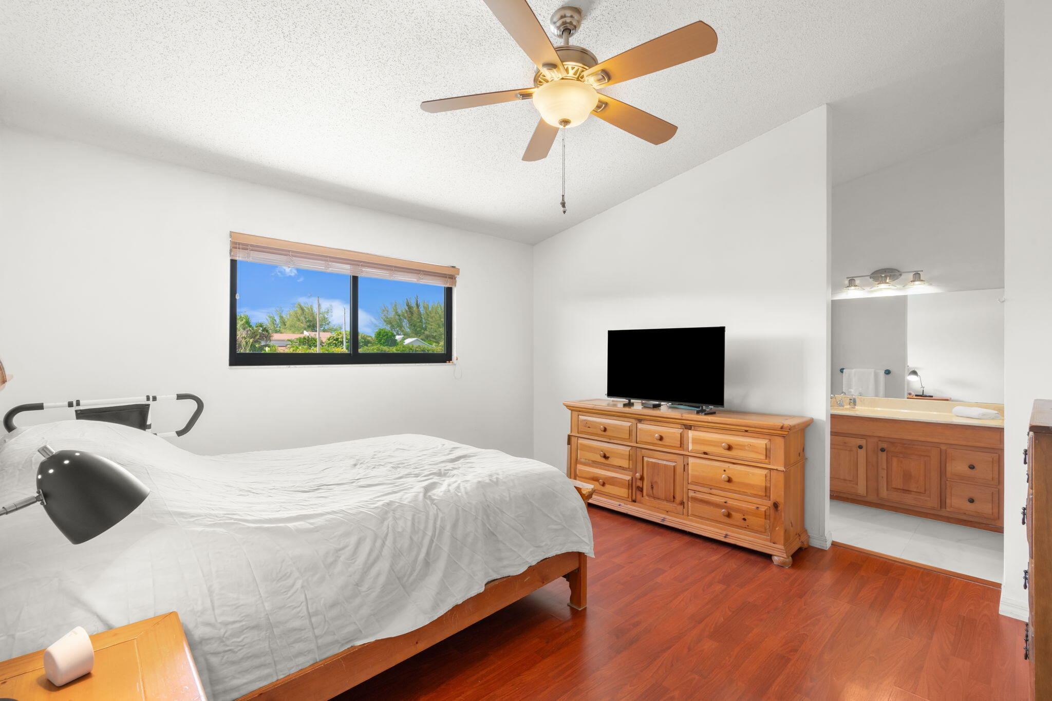 22075 Las Brisas Circle 306 Property Photo 11