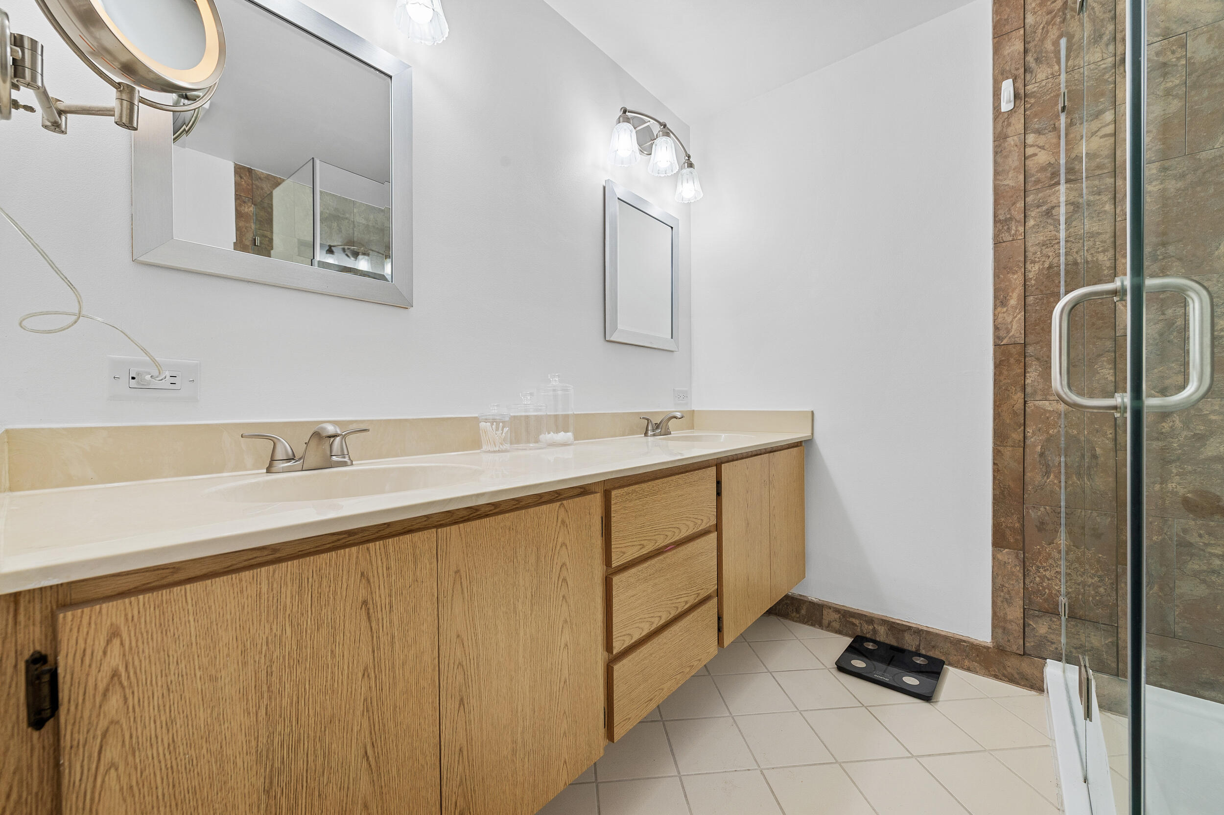 7424 74th Way Property Photo 14