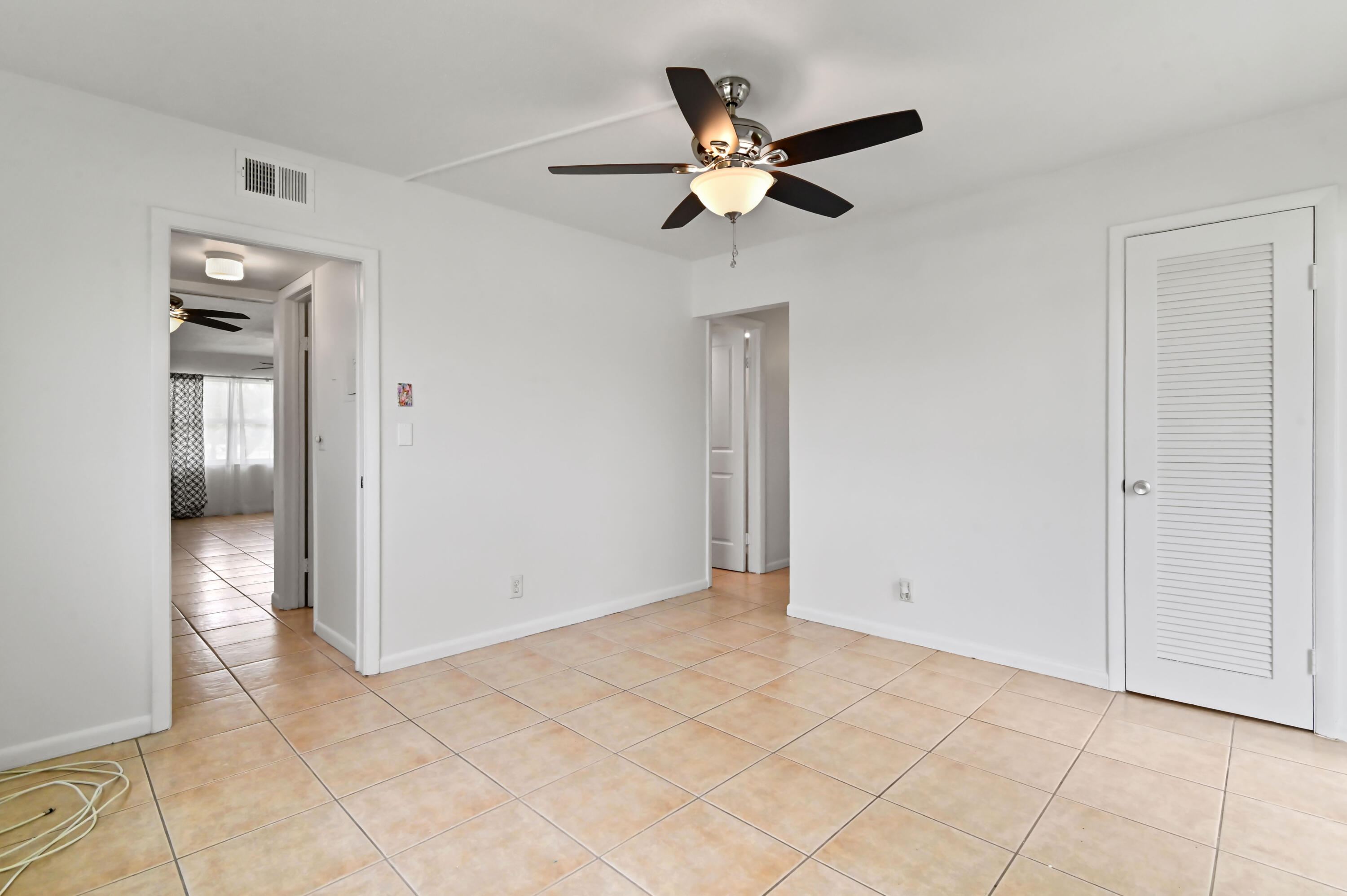 149 Coventry G Property Photo 11