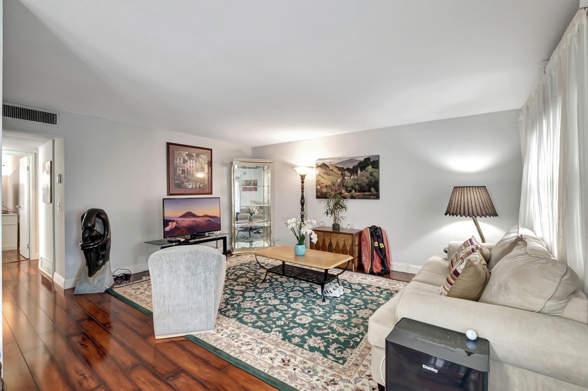 288 Tuscany Lane E Property Photo 1