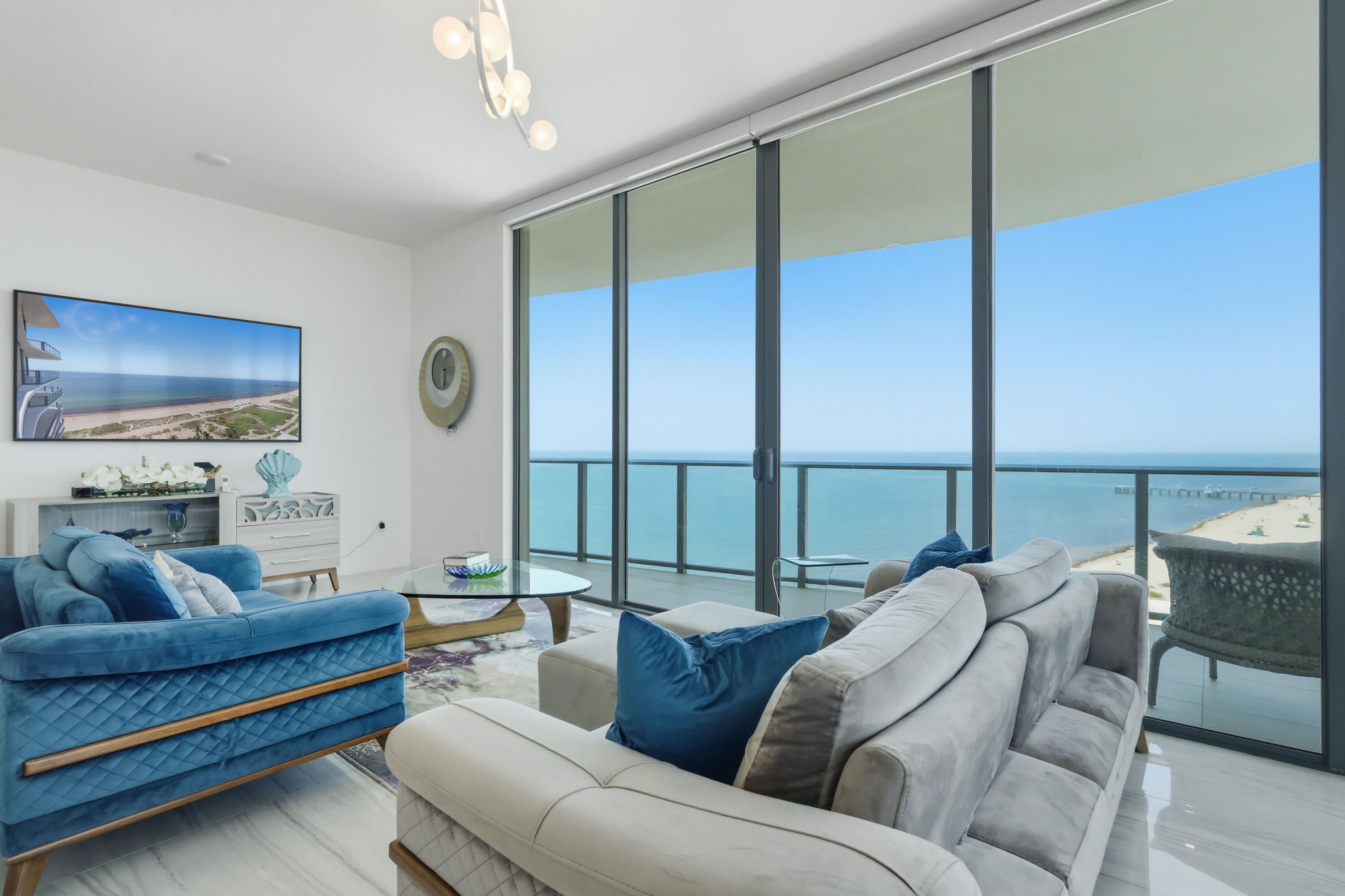 730 N Ocean Boulevard N 1805 Property Photo 12