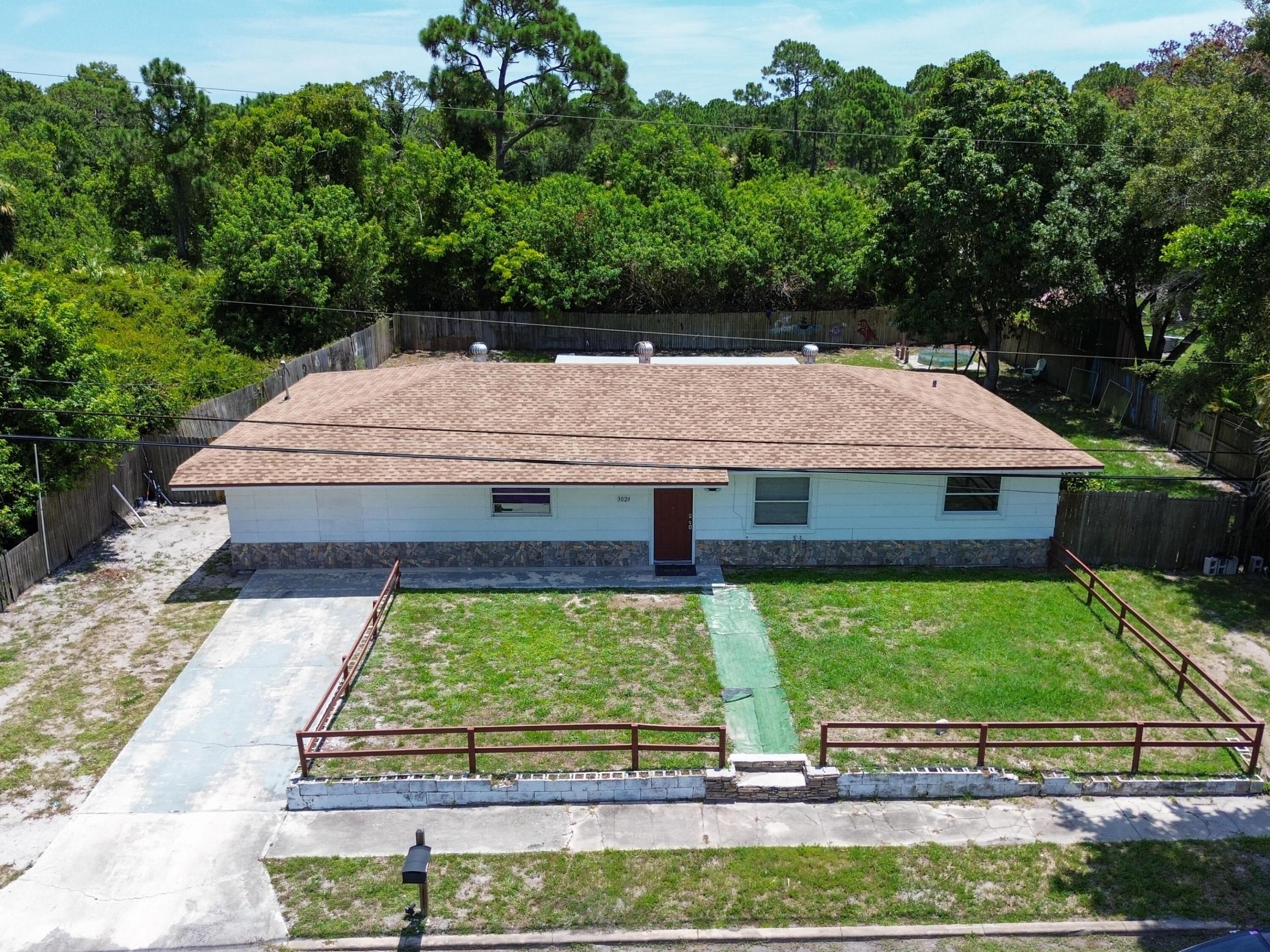 3024 W Dixie Boulevard Property Photo 1