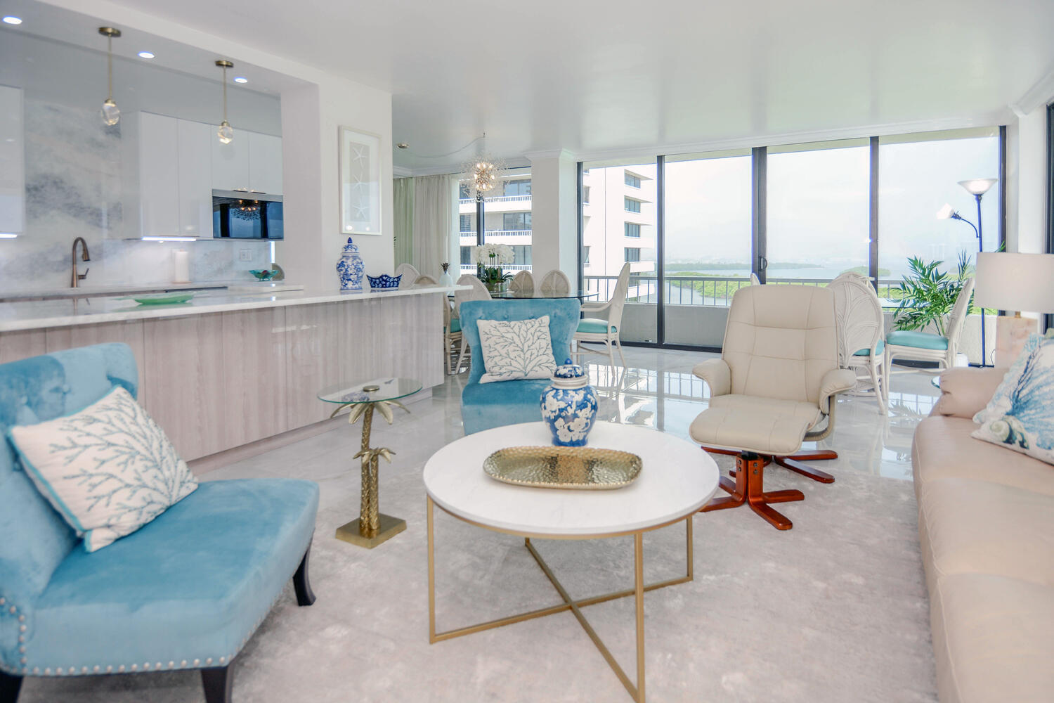 5540 N Ocean Drive 8c Property Photo 14