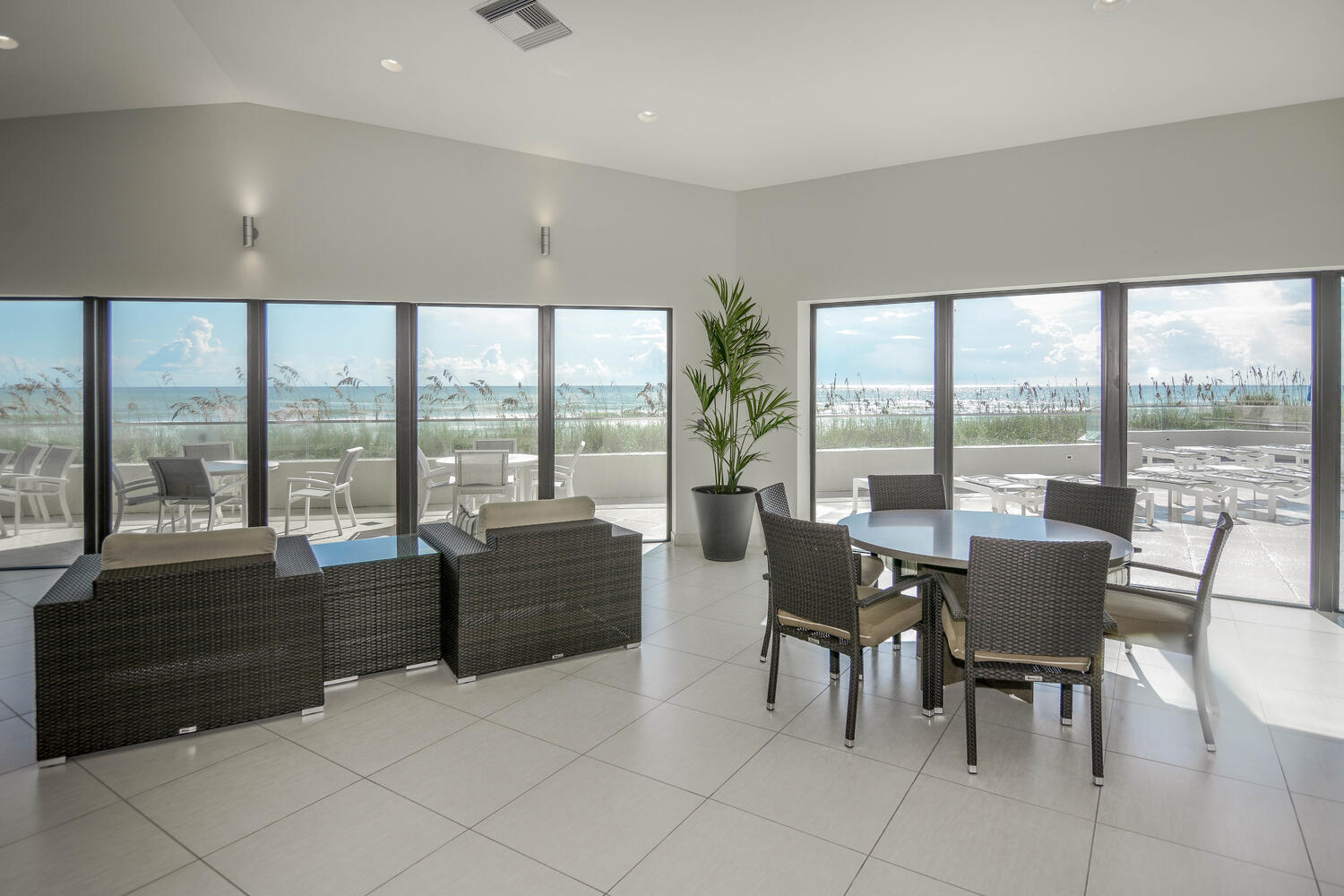 5540 N Ocean Drive 8c Property Photo 45