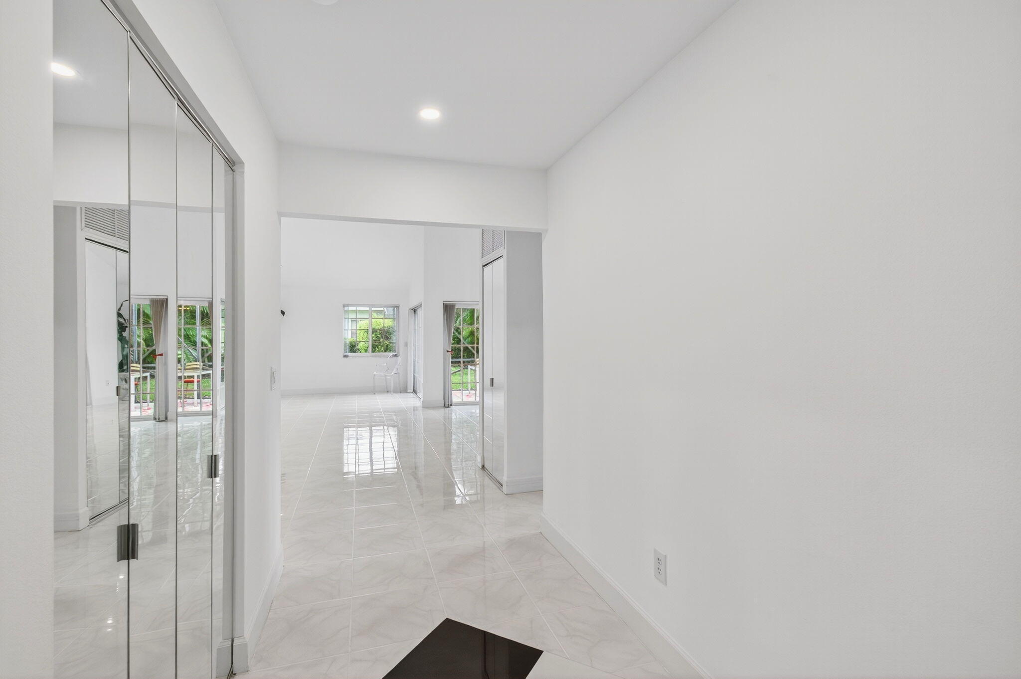 6105 Via Laguna Lane Property Photo 7