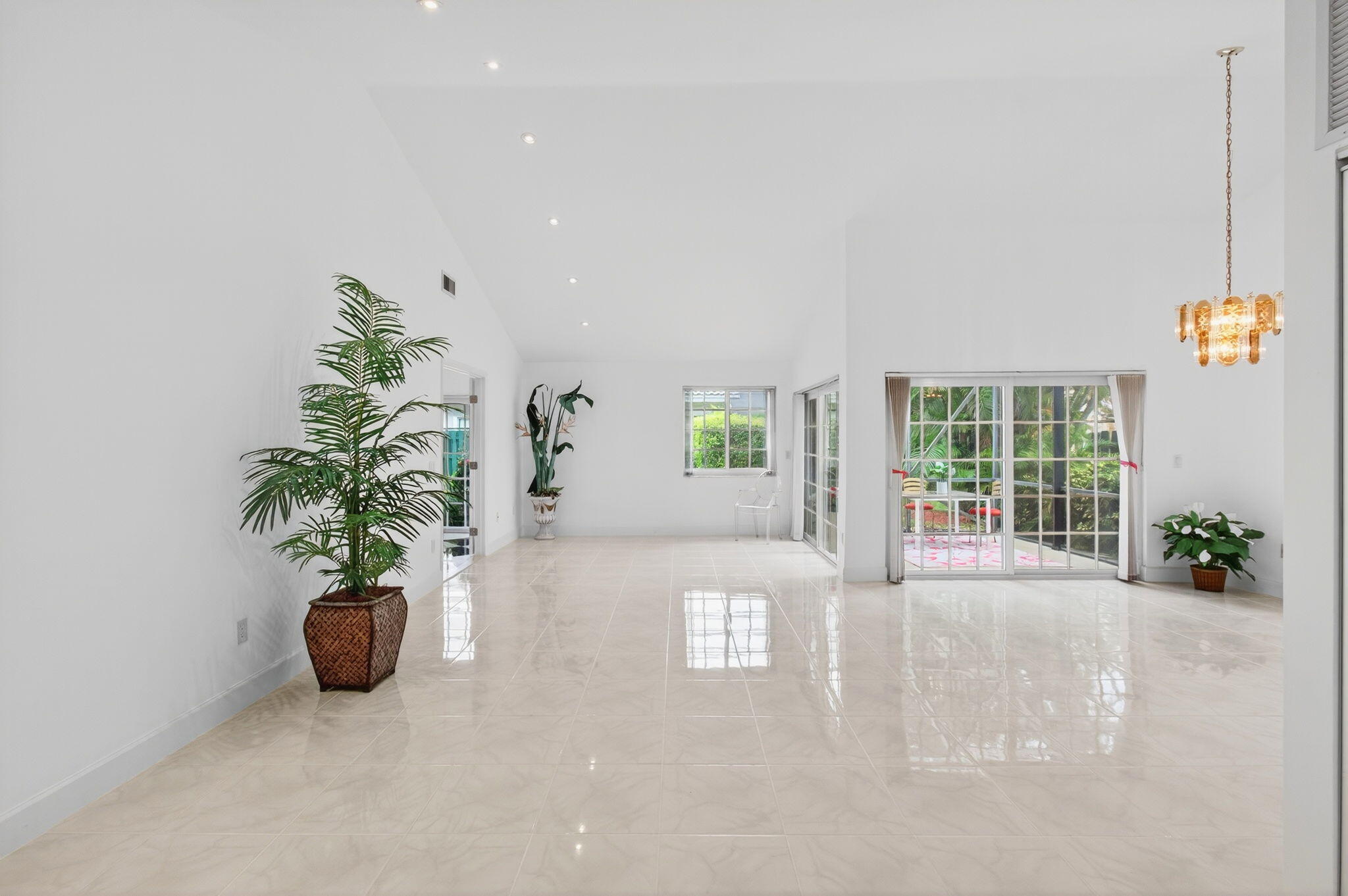 6105 Via Laguna Lane Property Photo 10