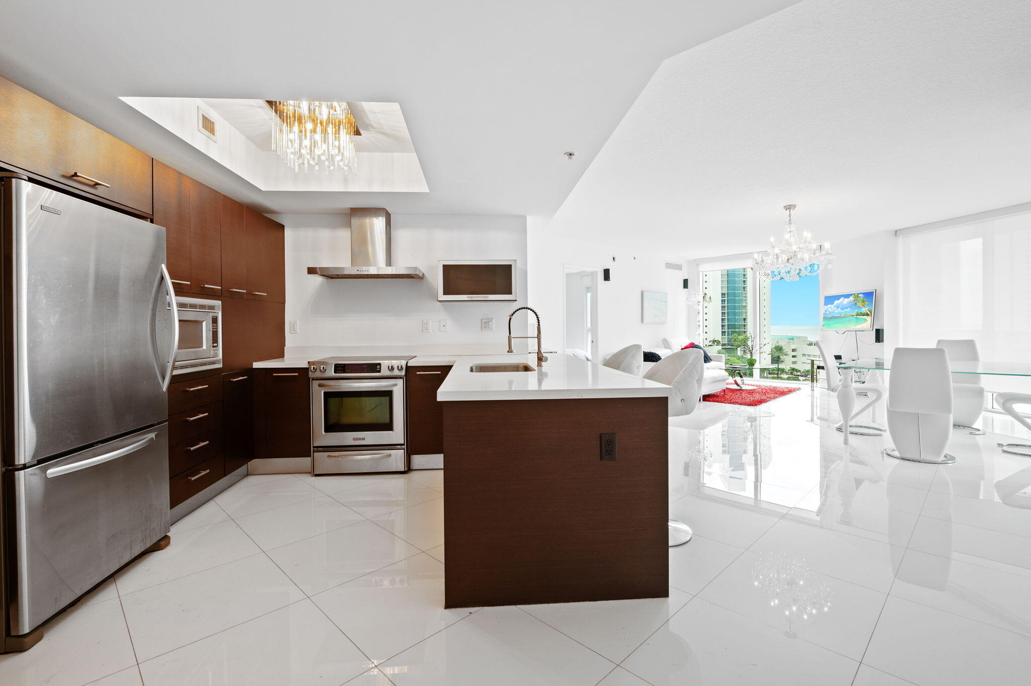 200 Sunny Isles Boulevard 2-806 Property Photo 12