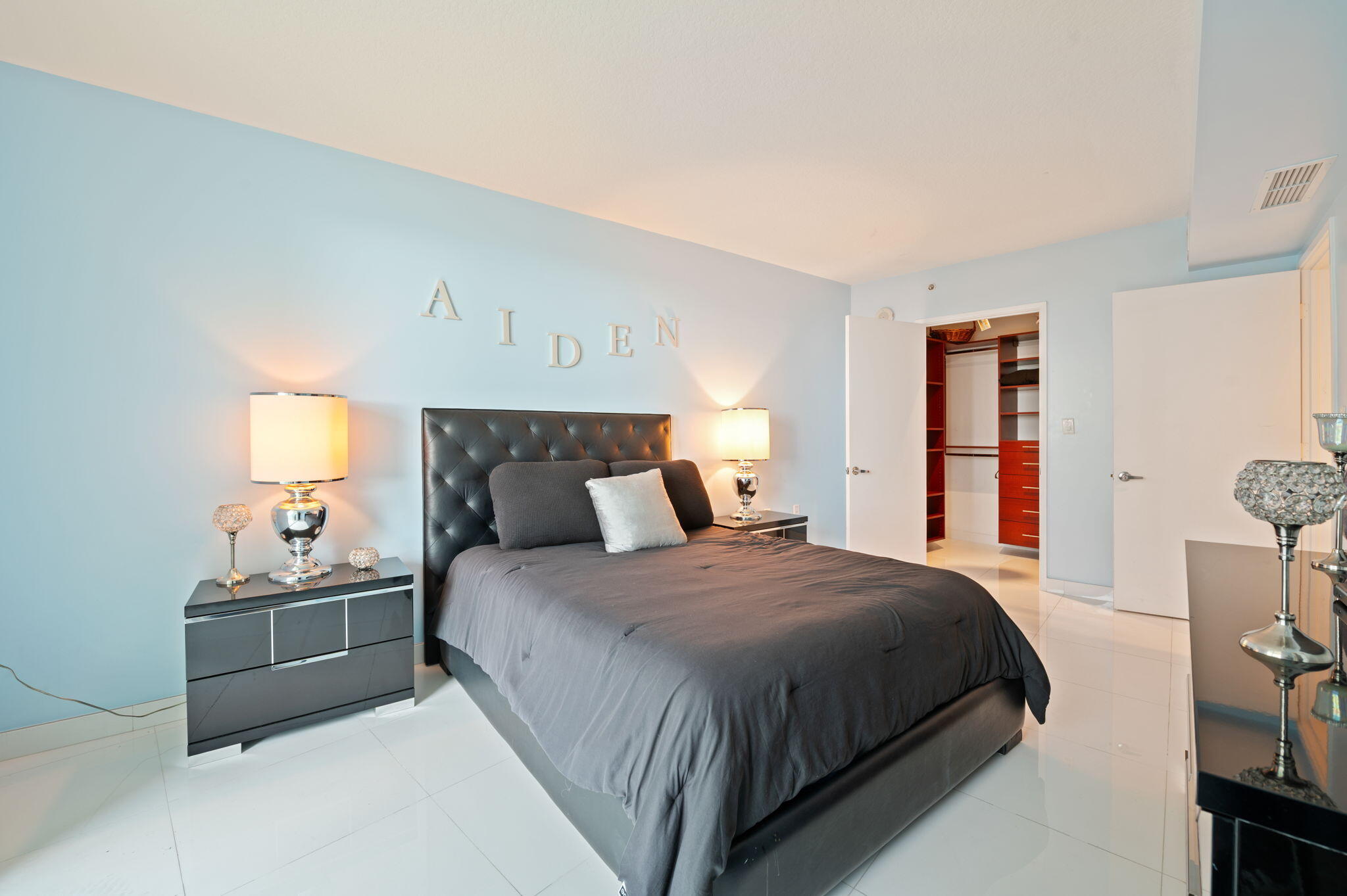 200 Sunny Isles Boulevard 2-806 Property Photo 21