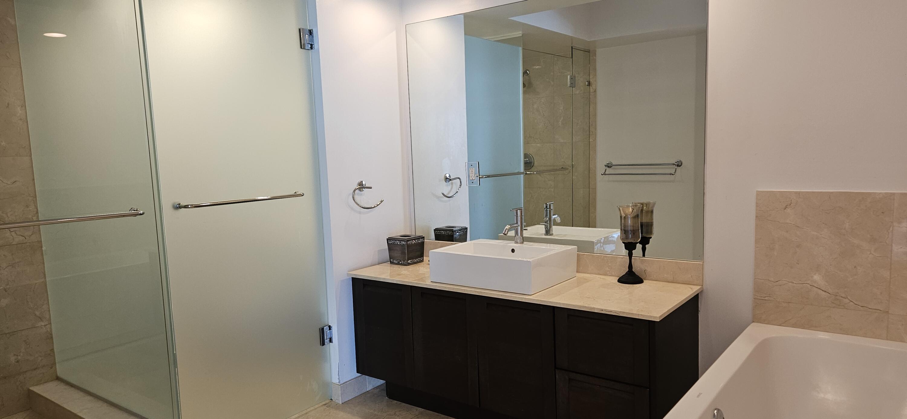 200 Sunny Isles Boulevard 2-806 Property Photo 25