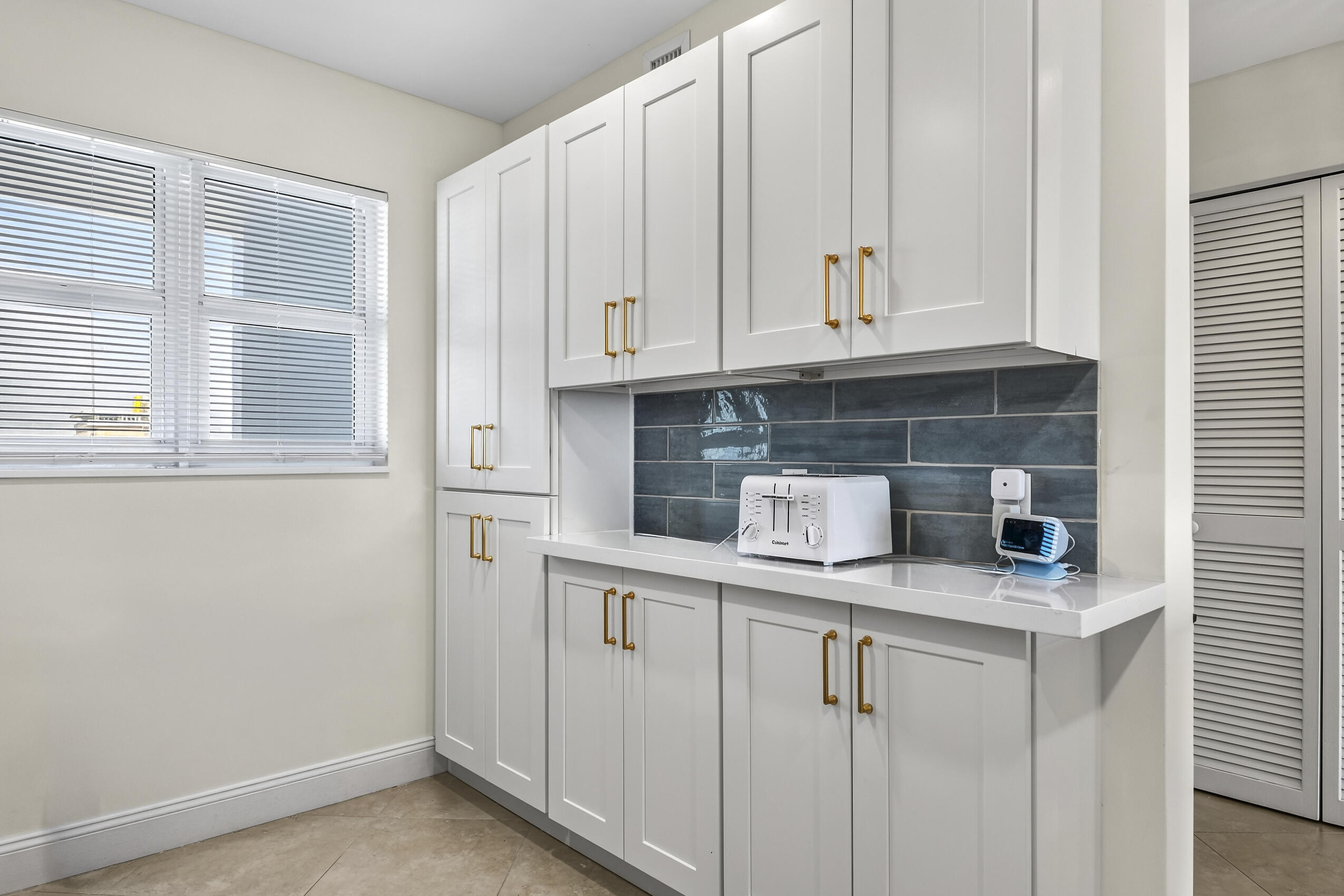 111 N Pompano Beach Boulevard 611 Property Photo 7