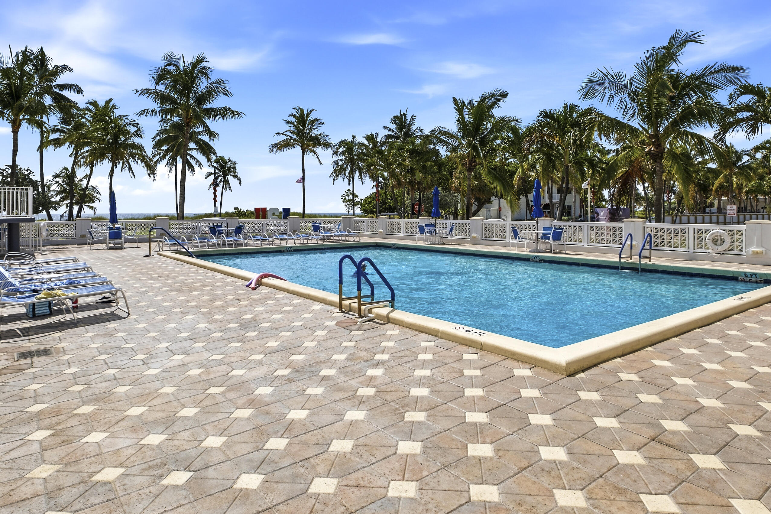 111 N Pompano Beach Boulevard 611 Property Photo 26
