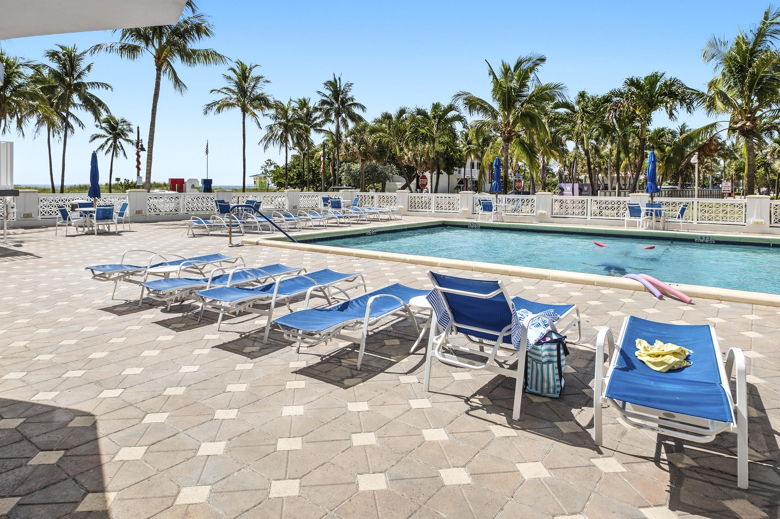 111 N Pompano Beach Boulevard 611 Property Photo 27