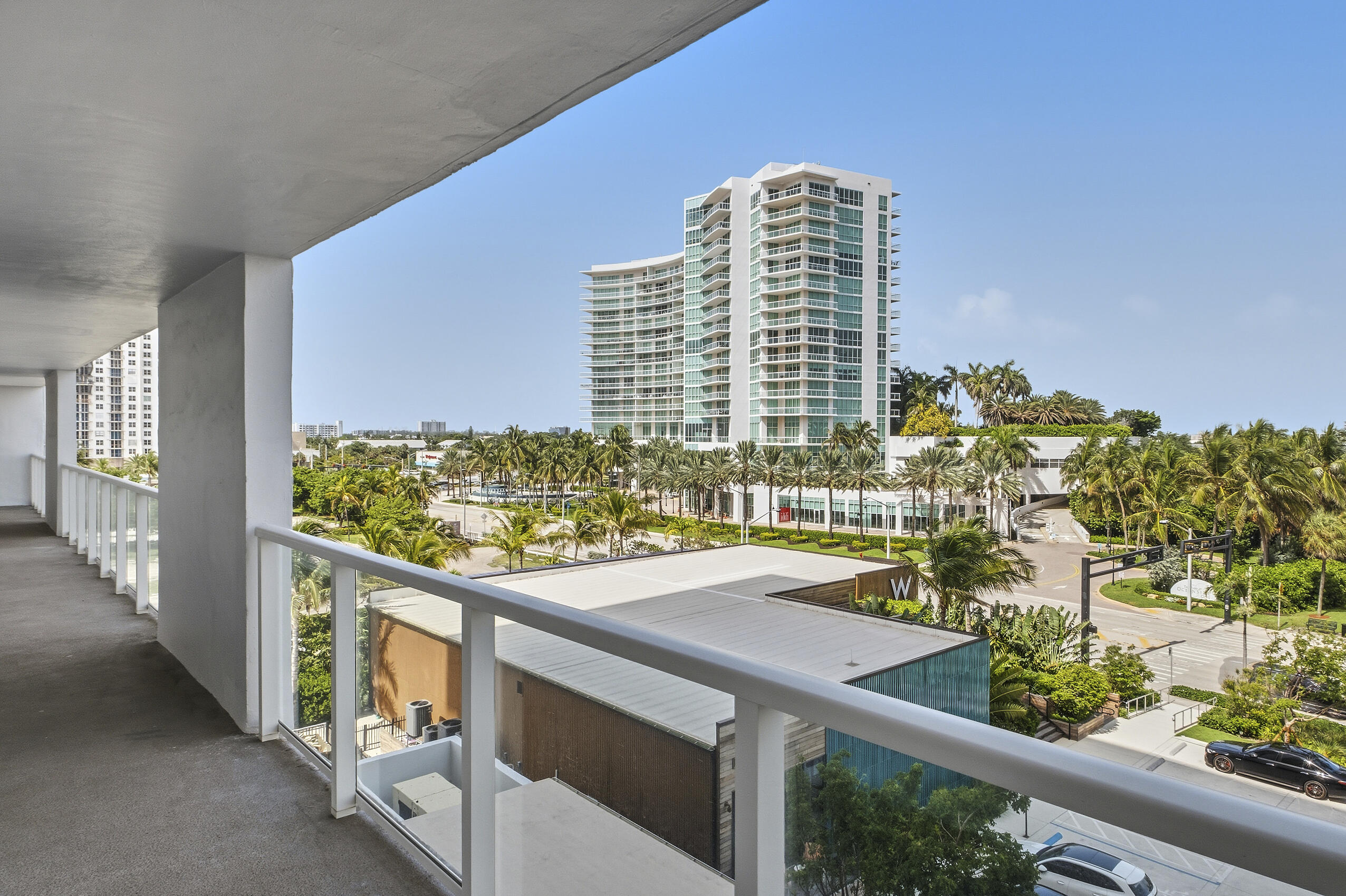 111 N Pompano Beach Boulevard 611 Property Photo 53