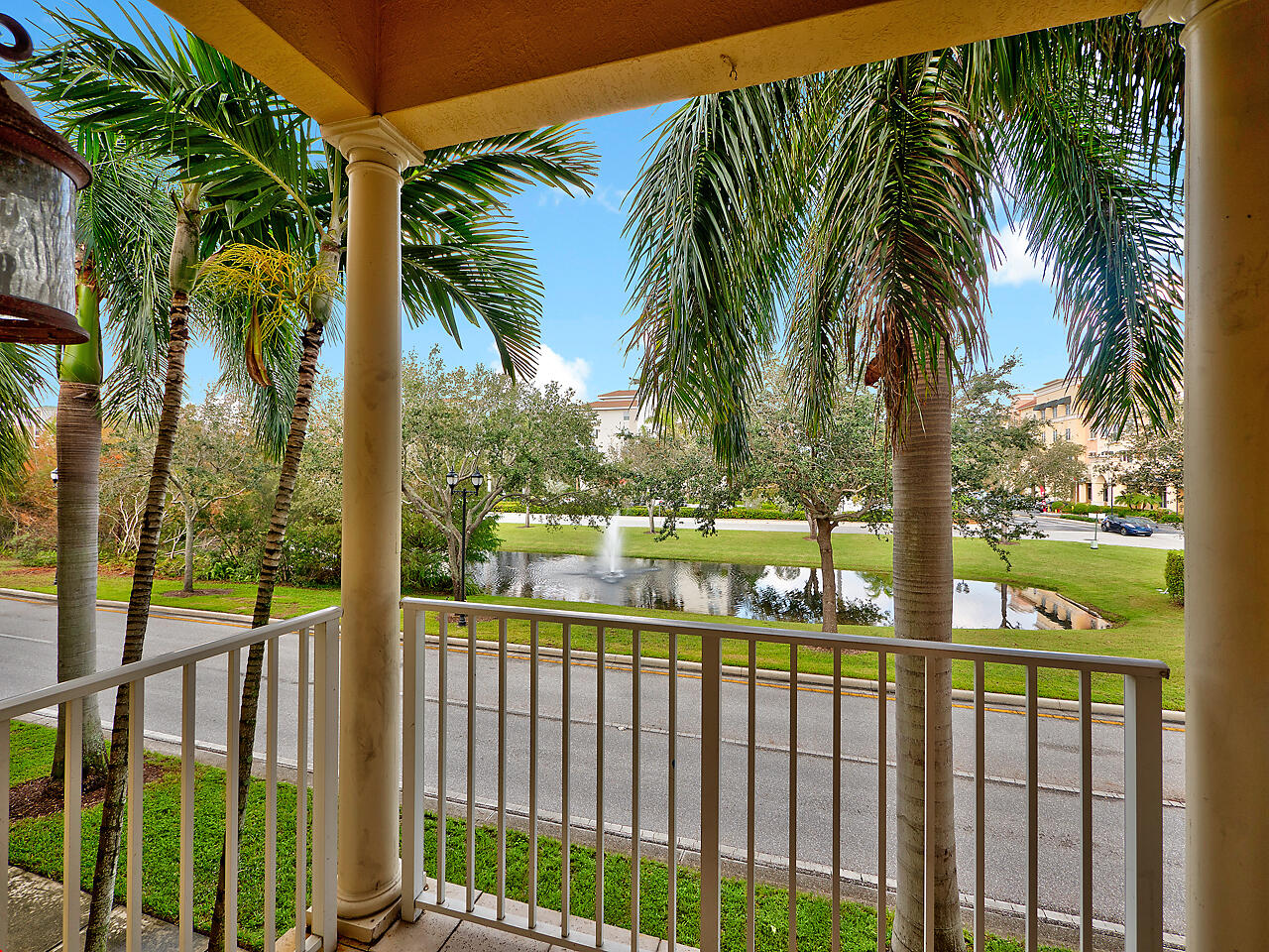 1859 Vía Granada Property Photo 5