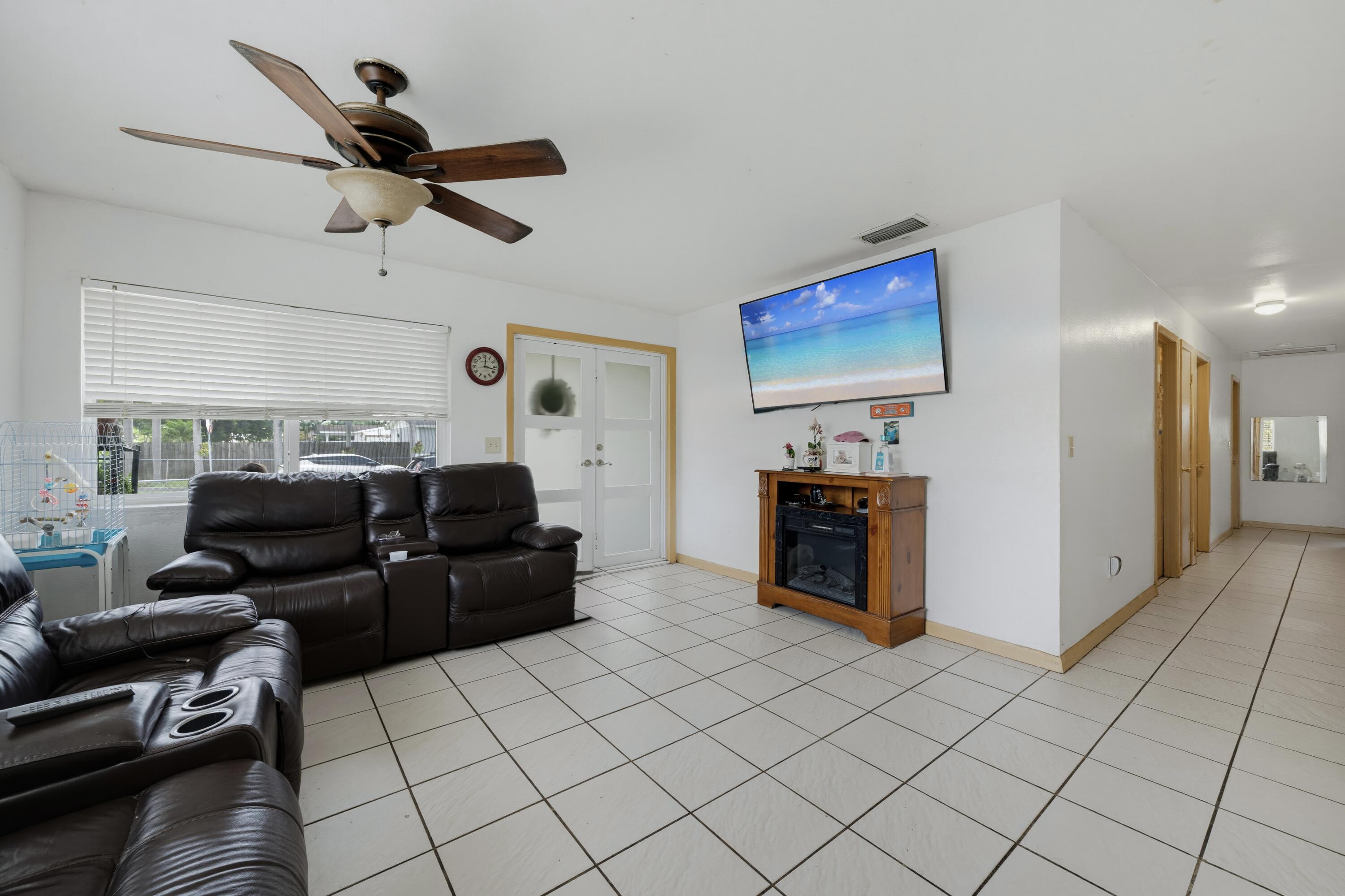 30702 Sw 155th Avenue Property Photo 5