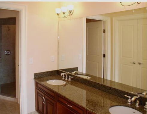 16100 Emerald Estates Drive 389 Property Photo 11