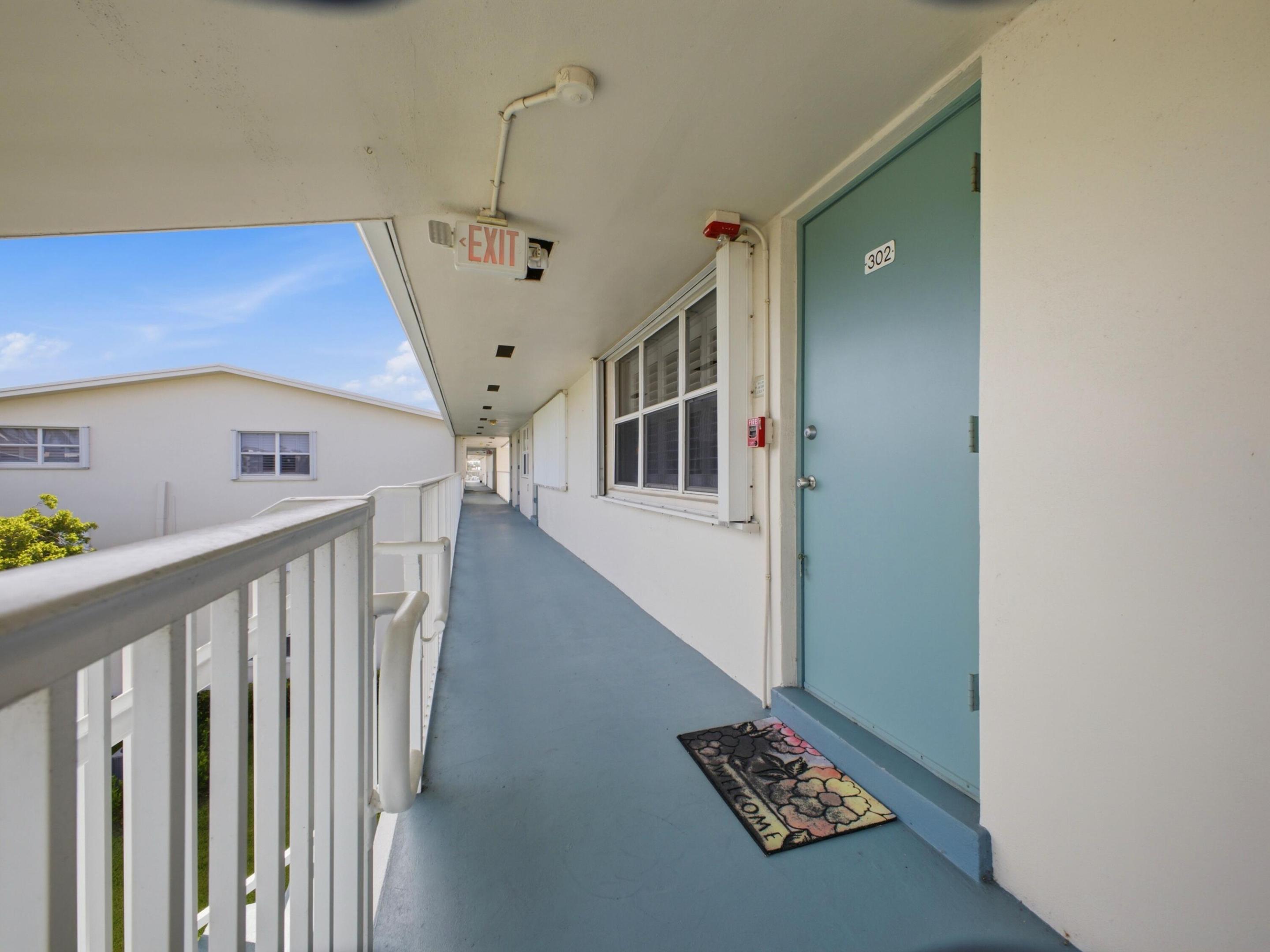 350 Horizons E 302 Property Photo 2