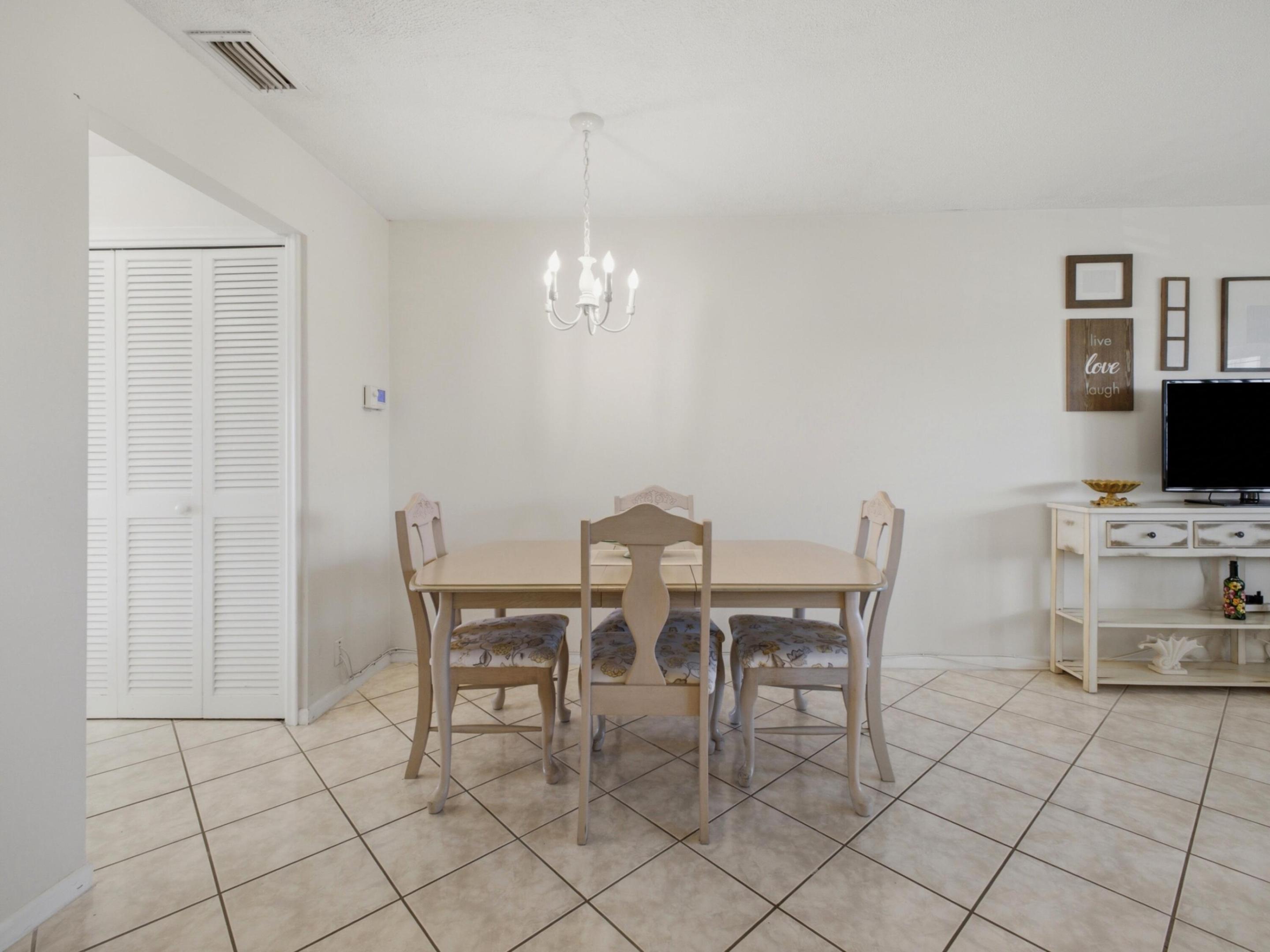 350 Horizons E 302 Property Photo 10