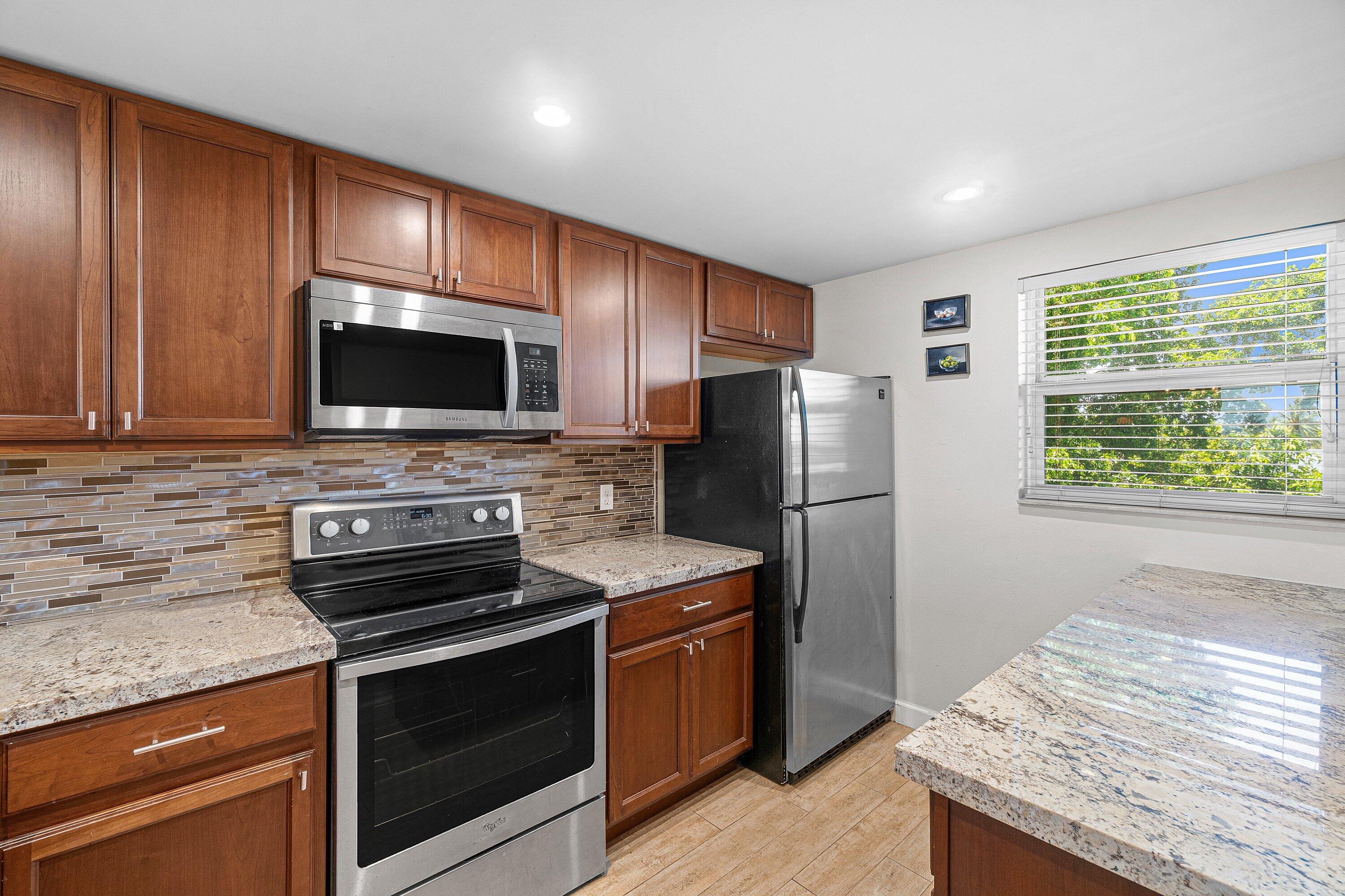 2929 S Ocean Boulevard 4100 Property Photo 9