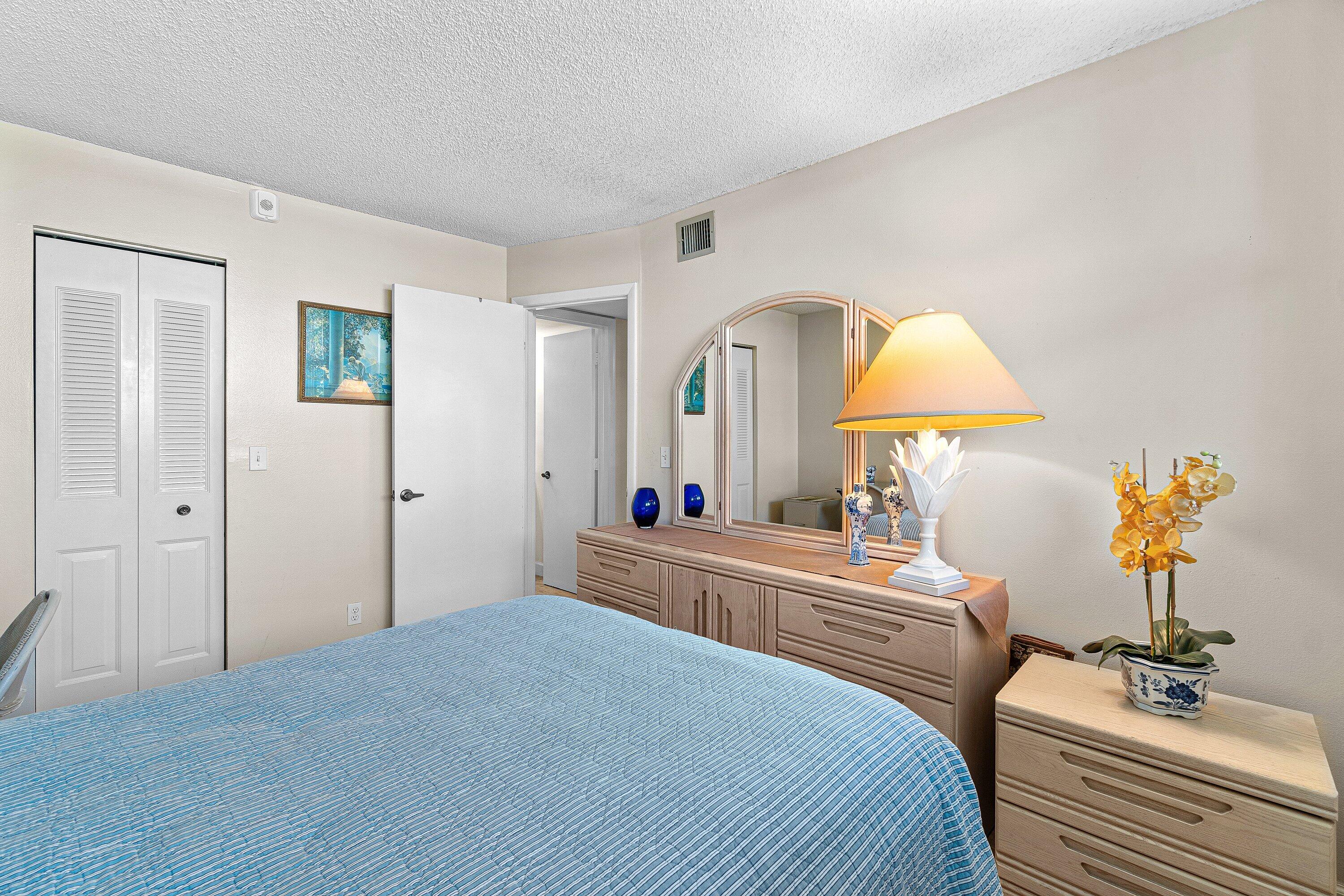 2929 S Ocean Boulevard 4100 Property Photo 19
