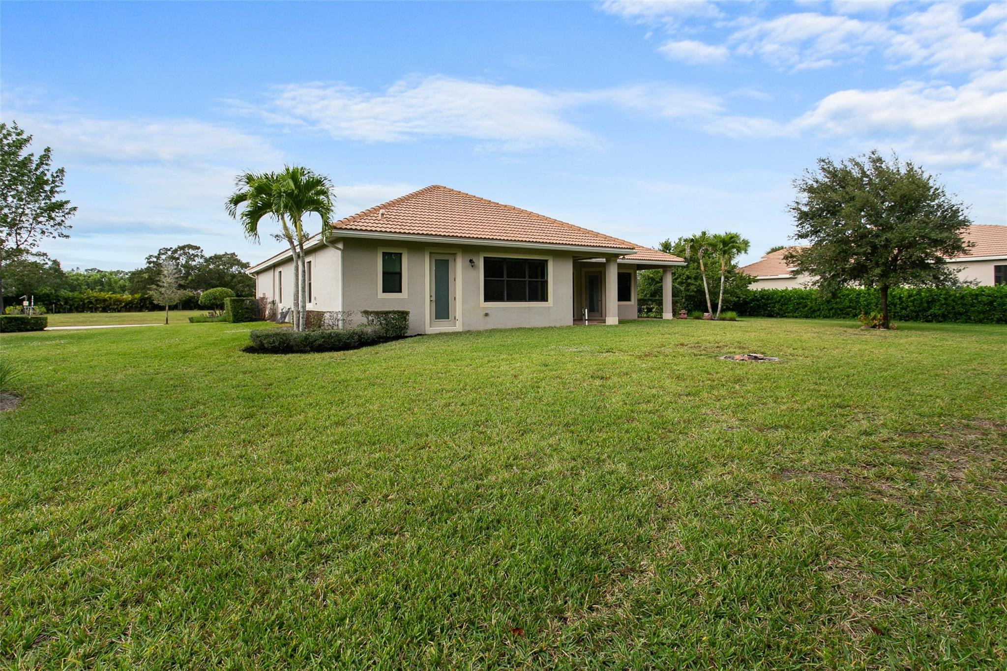 3477 Sw Westover Court Property Photo 2