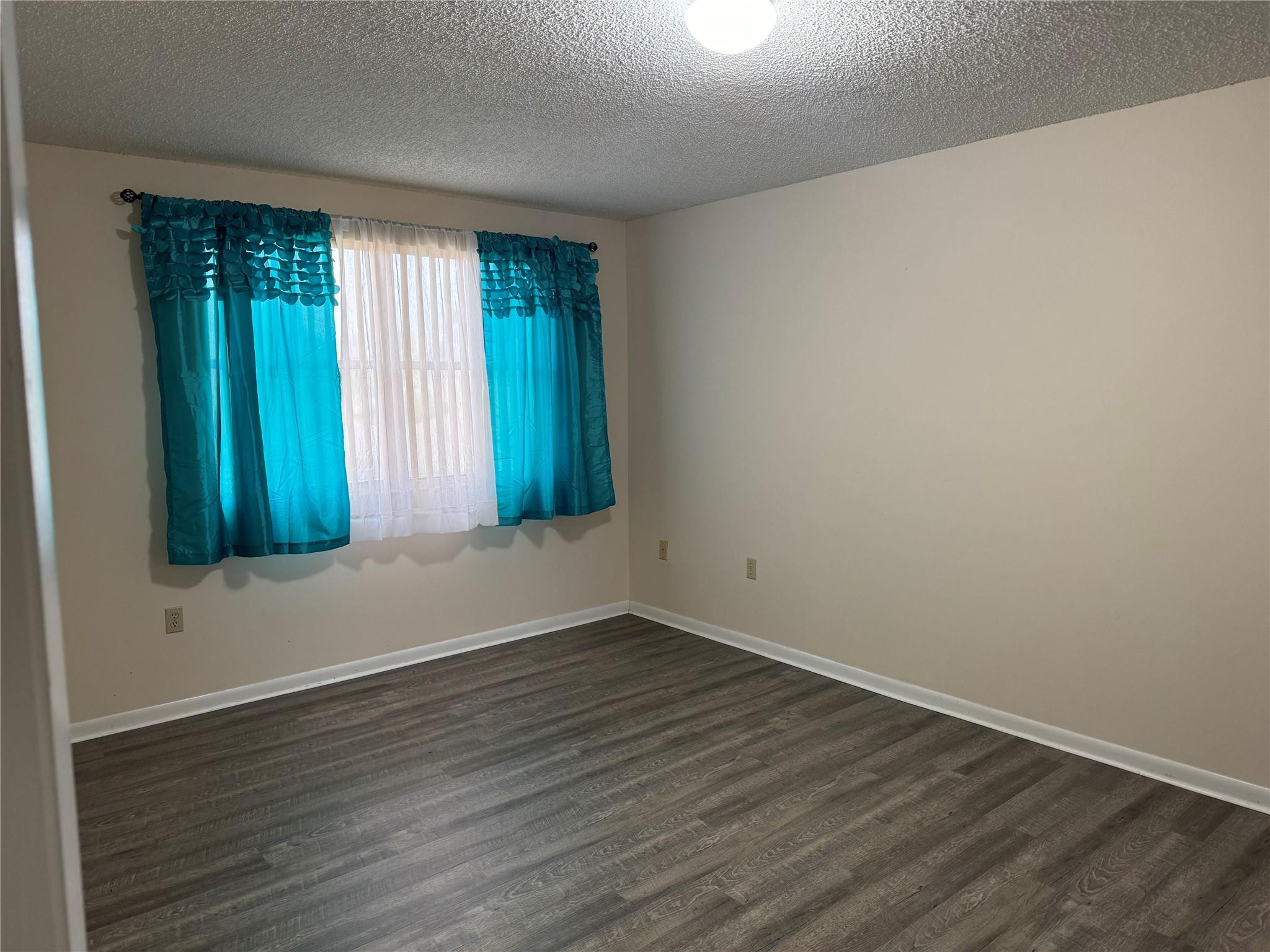 4235 Sw 72nd Way Property Photo 16