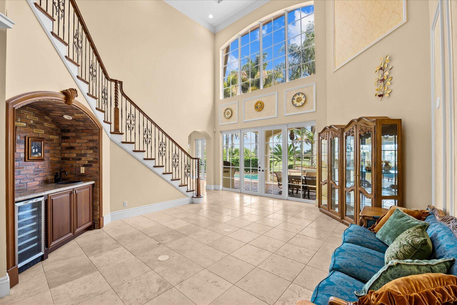 143 Se Bella Strano Property Photo 4