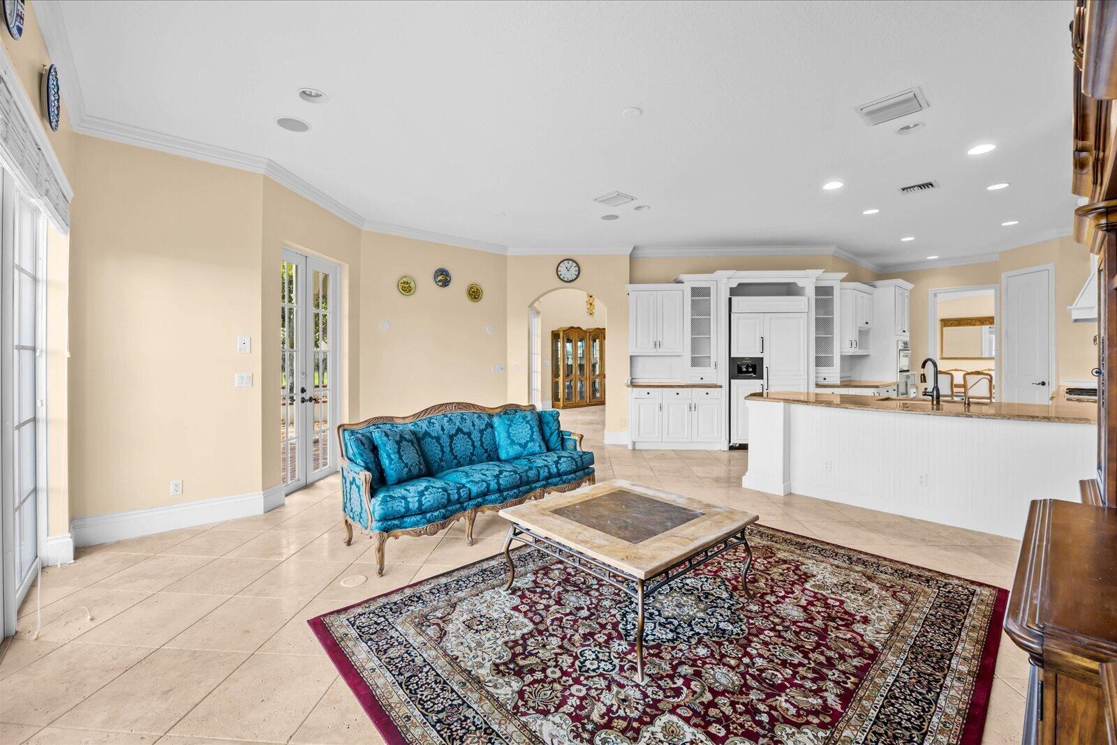 143 Se Bella Strano Property Photo 13