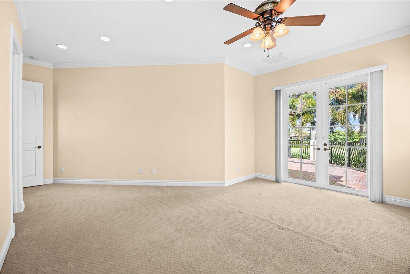 143 Se Bella Strano Property Photo 28