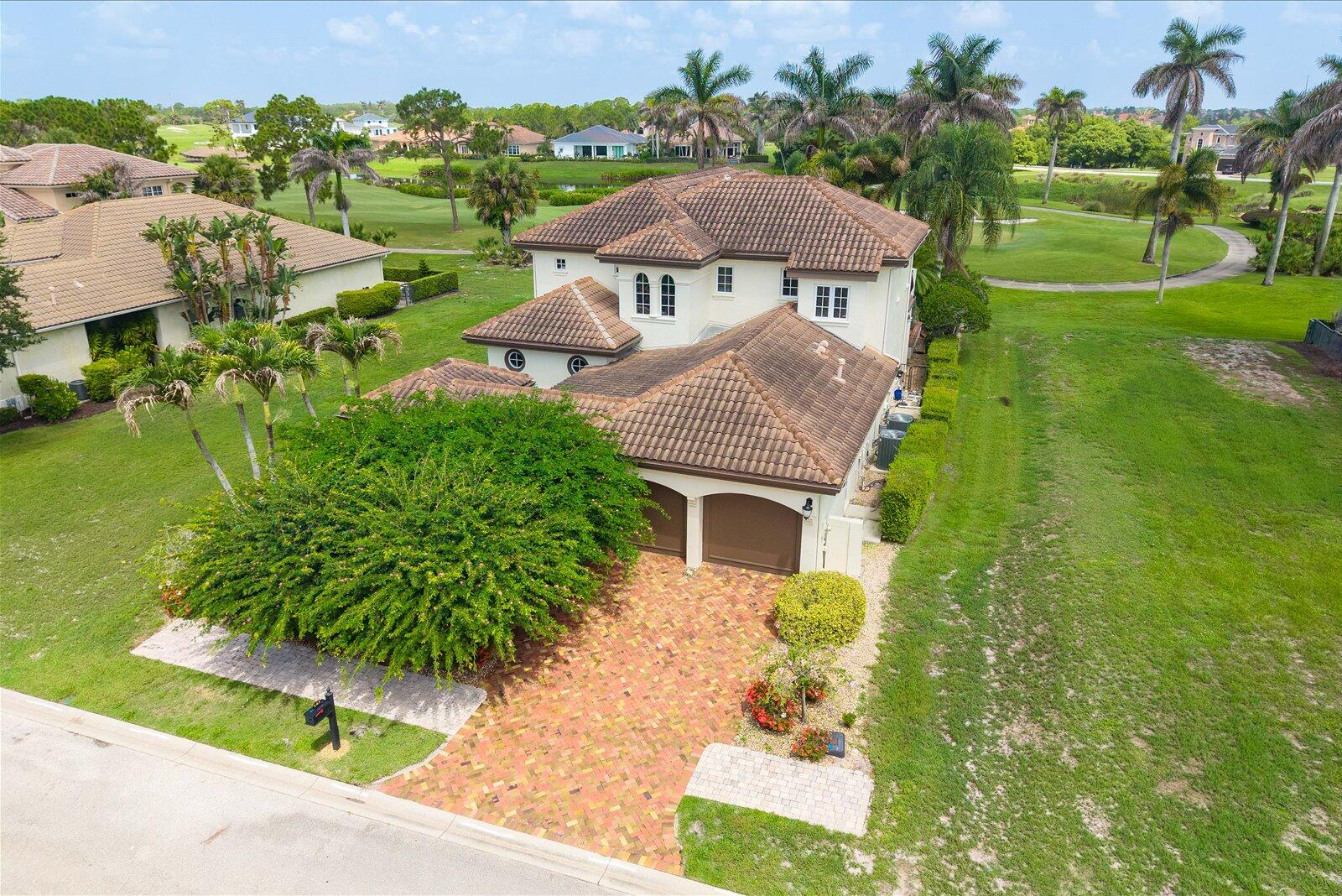 143 Se Bella Strano Property Photo 46