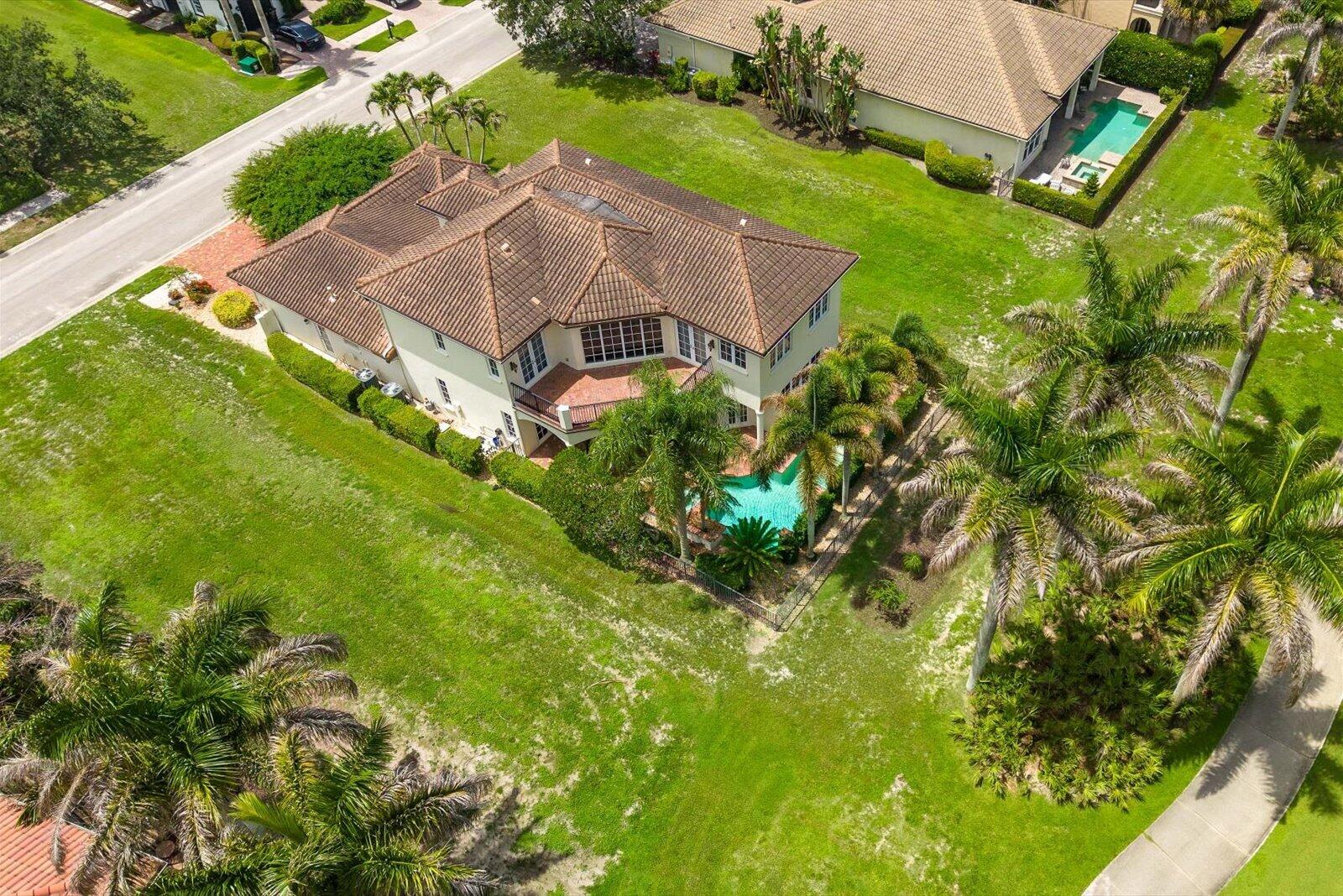 143 Se Bella Strano Property Photo 47