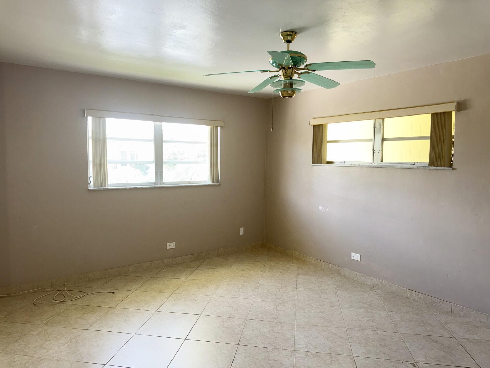 1501 Arthur Street 9 Property Photo 7