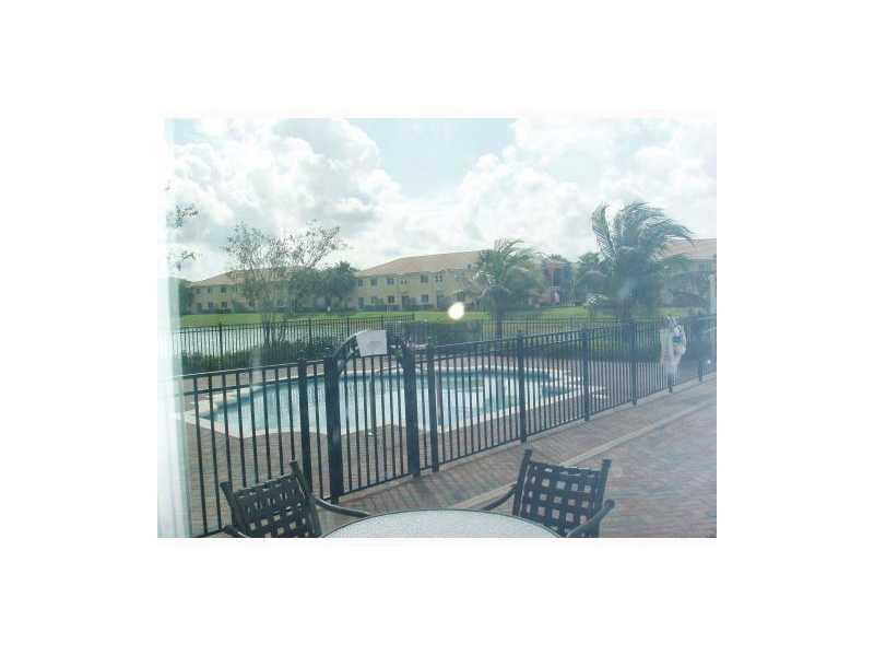 1570 Ne 33 Road 201 Property Photo 8