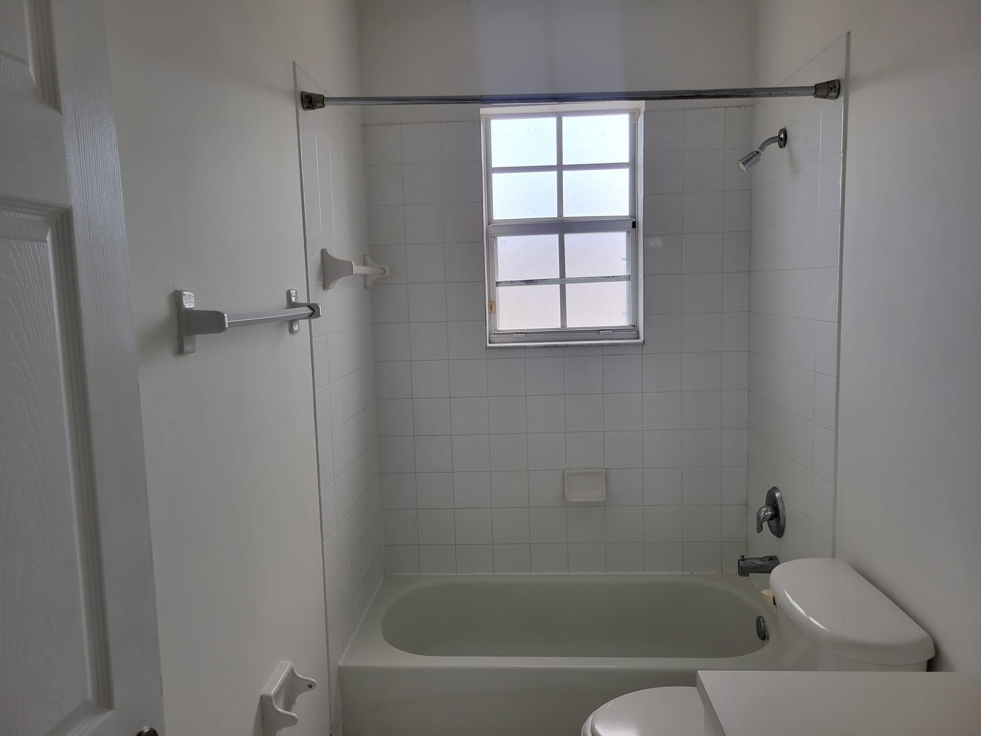 1570 Ne 33 Road 201 Property Photo 12