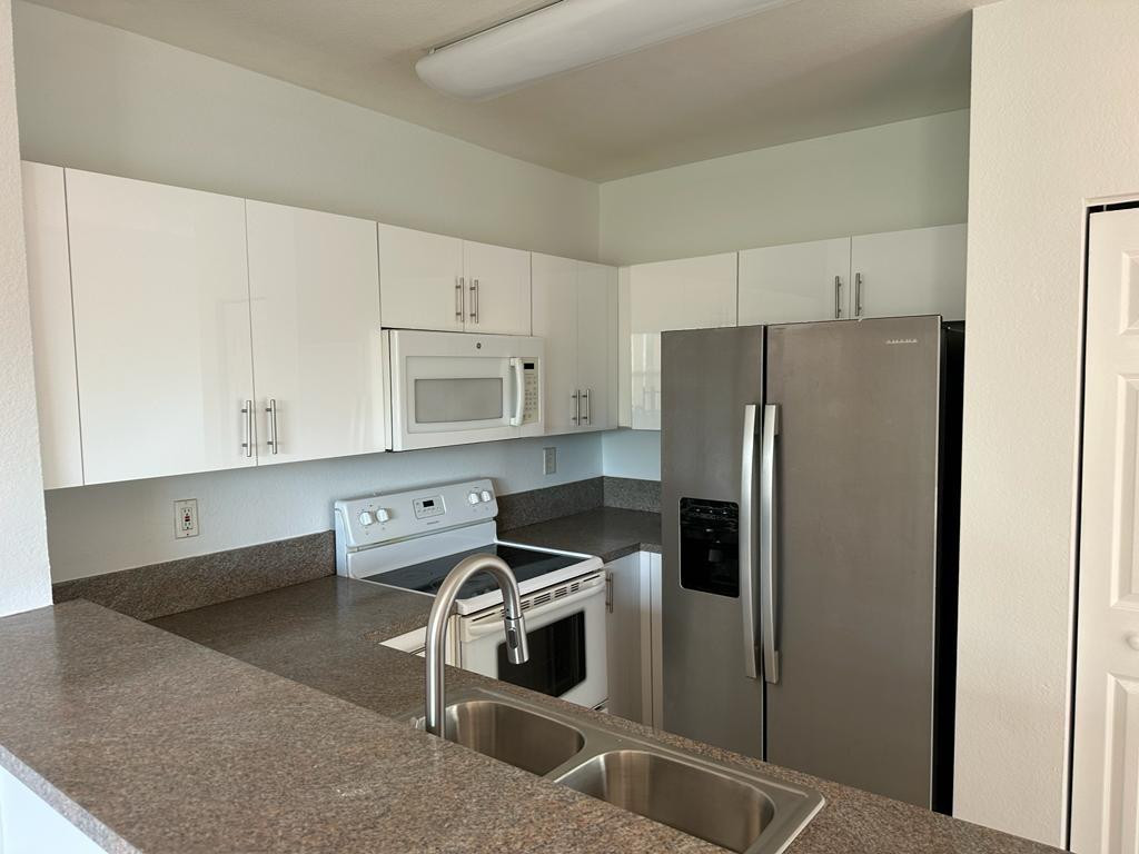 1570 Ne 33 Road 201 Property Photo 14