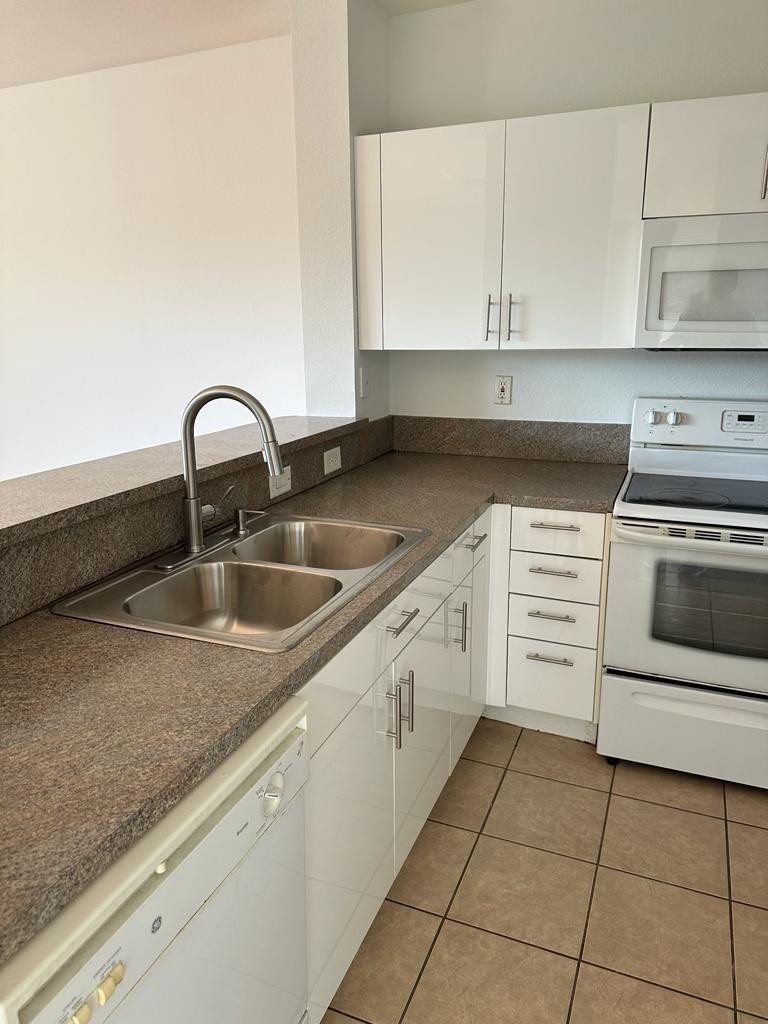 1570 Ne 33 Road 201 Property Photo 15