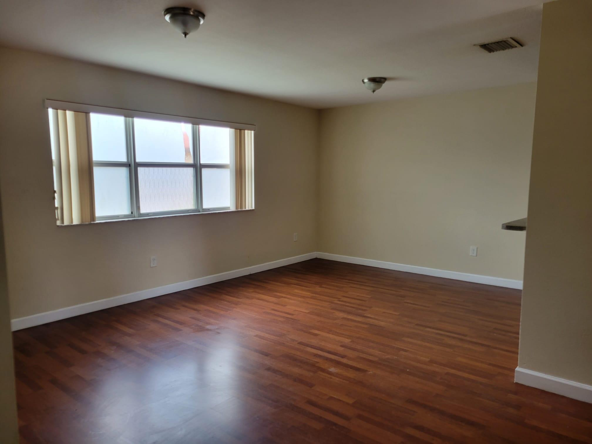 1570 Ne 33 Road 201 Property Photo 18