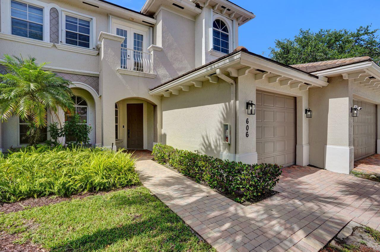 6379 Bella Circle W 606 Property Photo 6