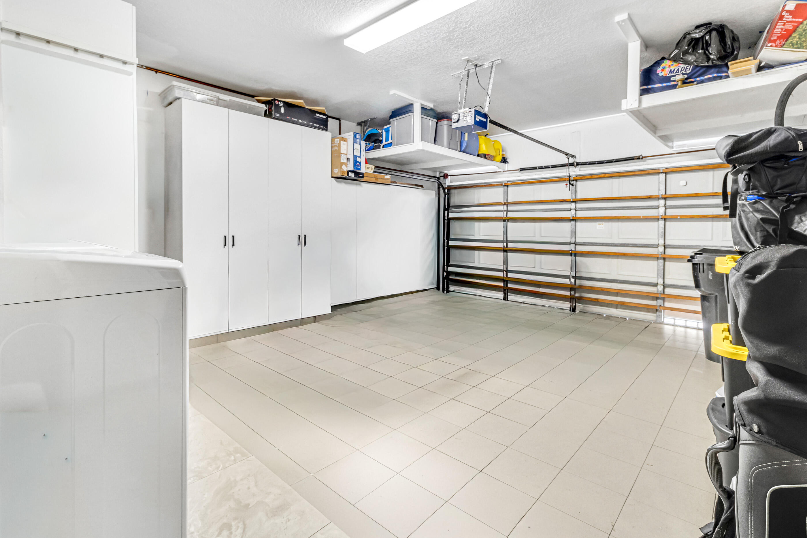 5428 Pointe Villa Drive E Property Photo 15