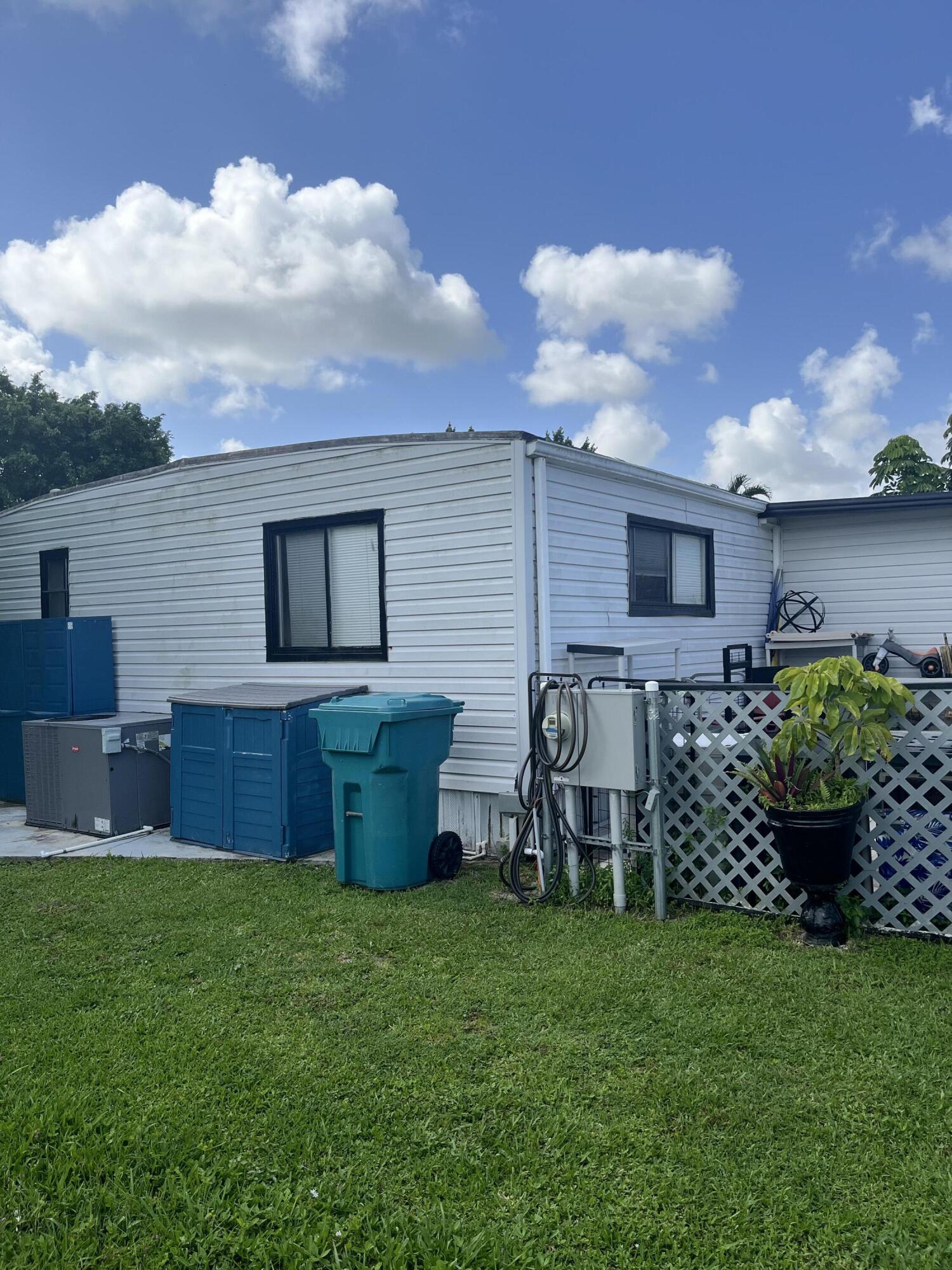 4415 Round Table Court Property Photo 4