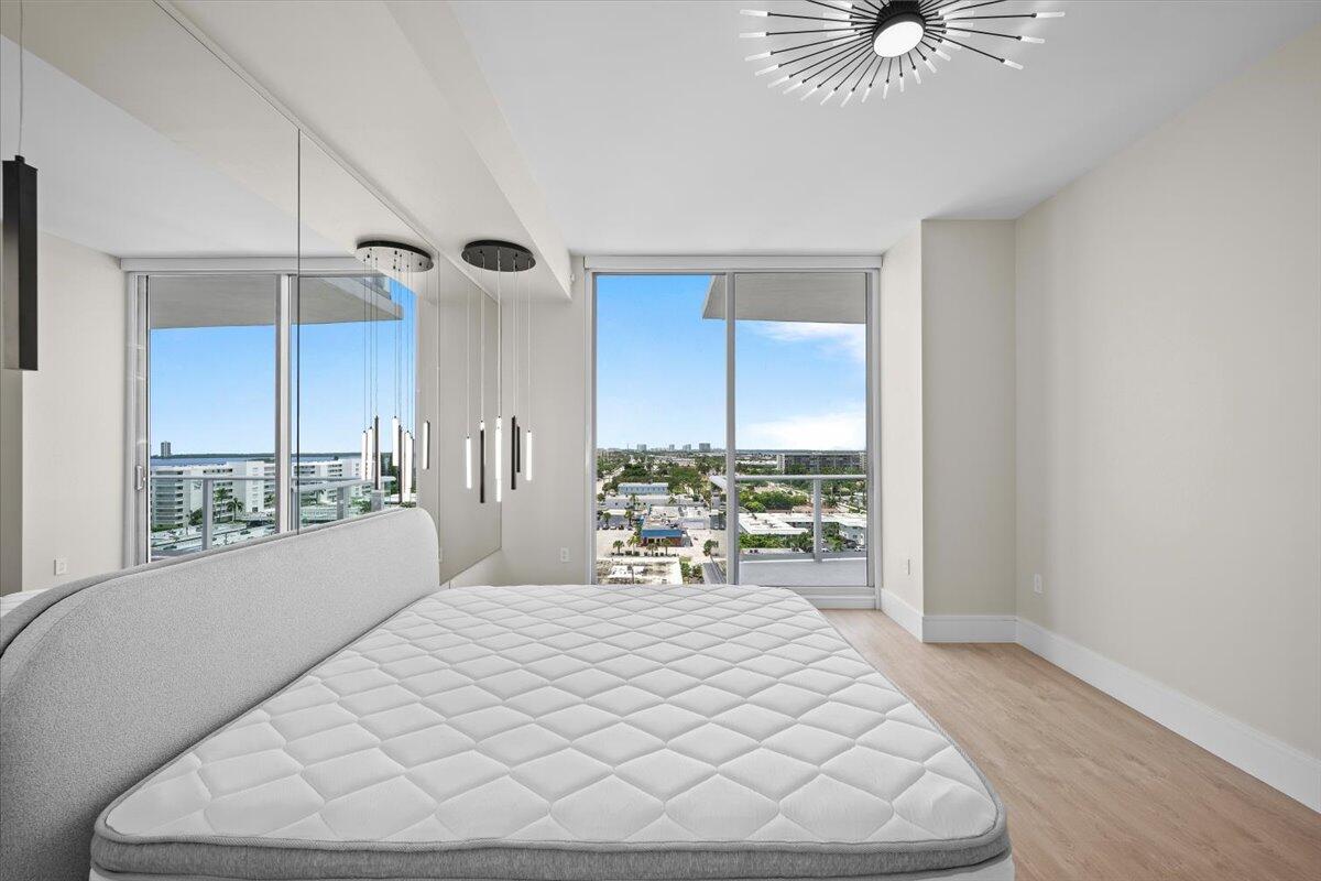 220 Lake Shore Drive 917 Property Photo 33