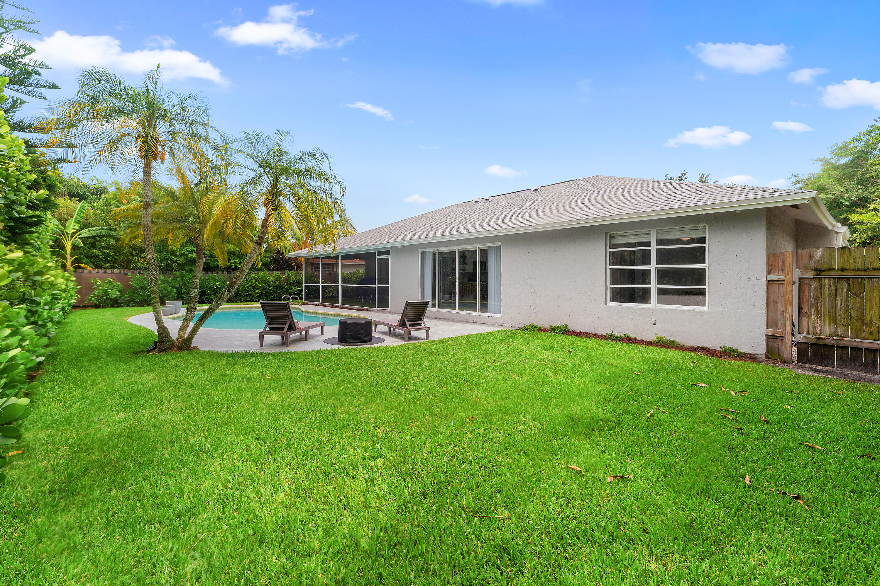 1739 Brae Burn Place Property Photo 2