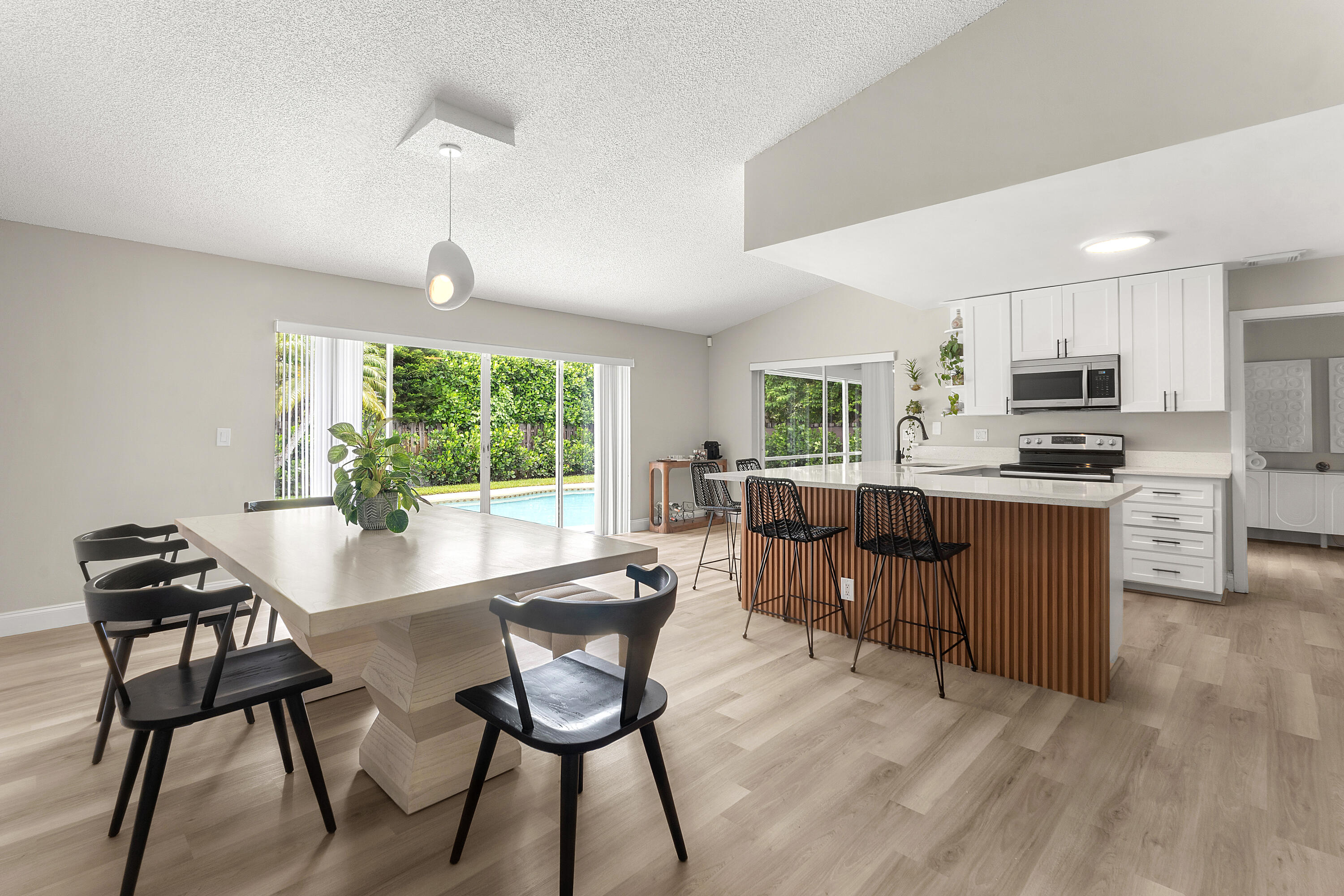 1739 Brae Burn Place Property Photo 10