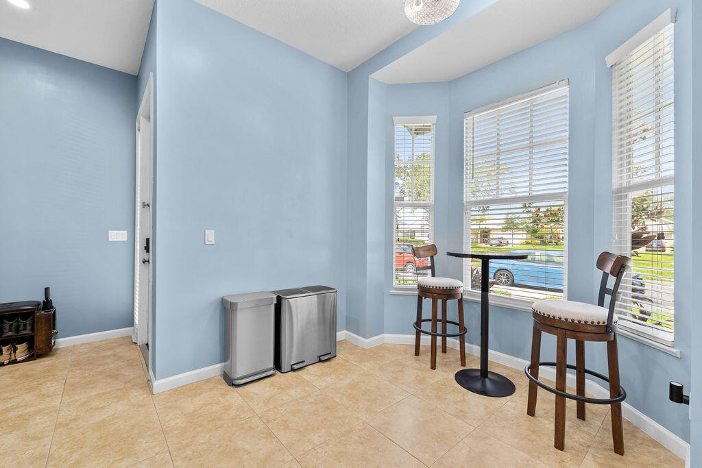 10518 Sw Westlawn Boulevard Property Photo 5