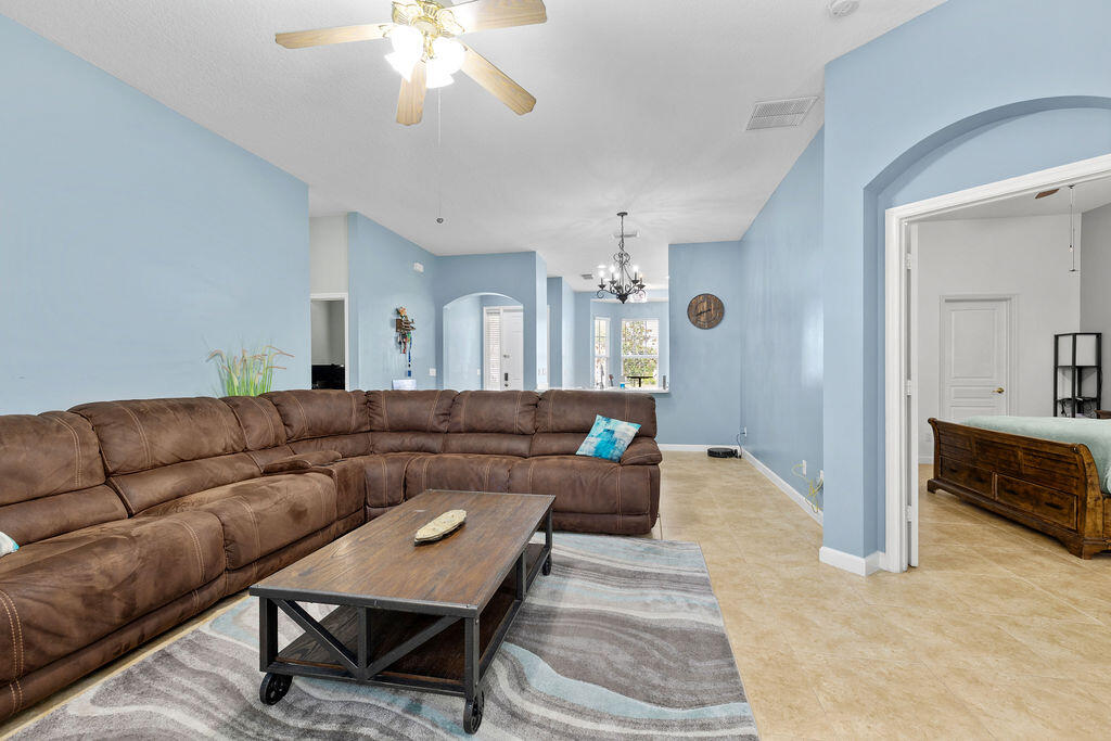 10518 Sw Westlawn Boulevard Property Photo 7