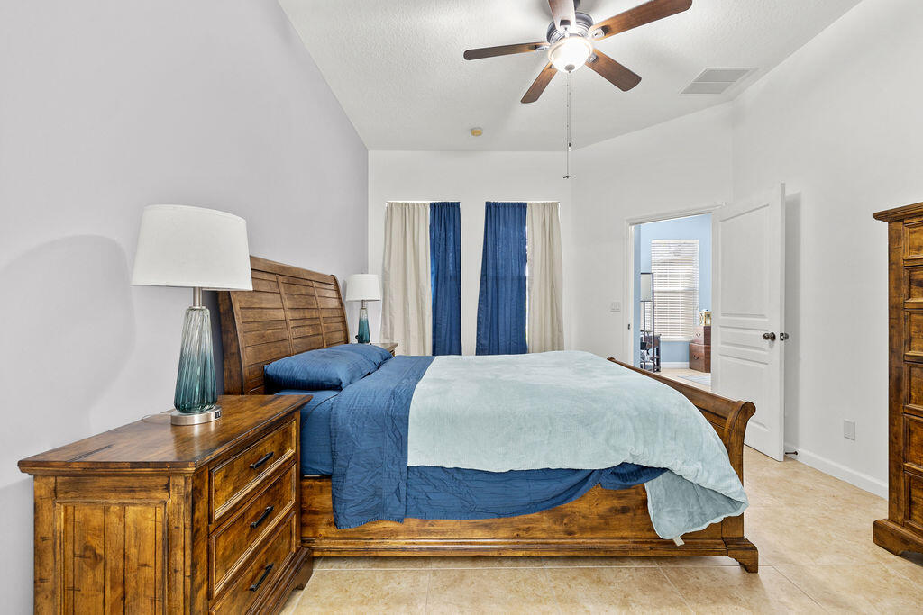 10518 Sw Westlawn Boulevard Property Photo 10