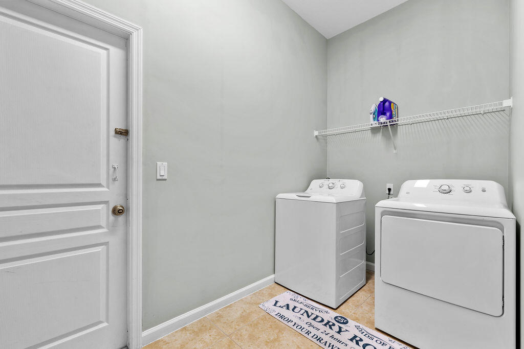 10518 Sw Westlawn Boulevard Property Photo 18